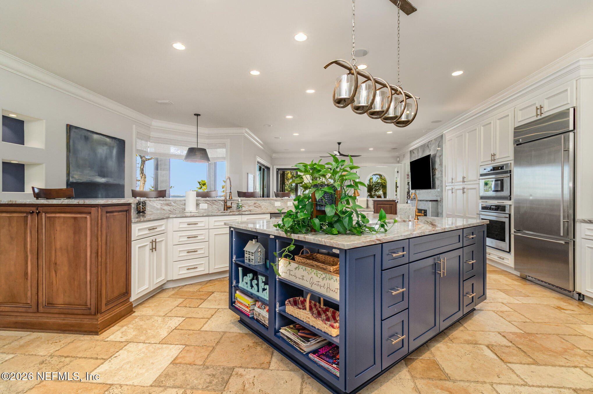 1402 WILKIES POINT Road