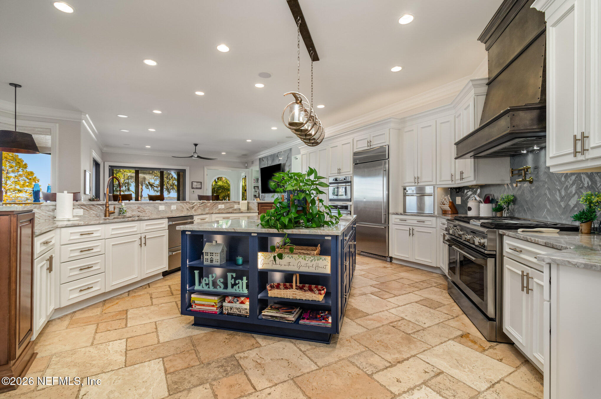 1402 WILKIES POINT Road