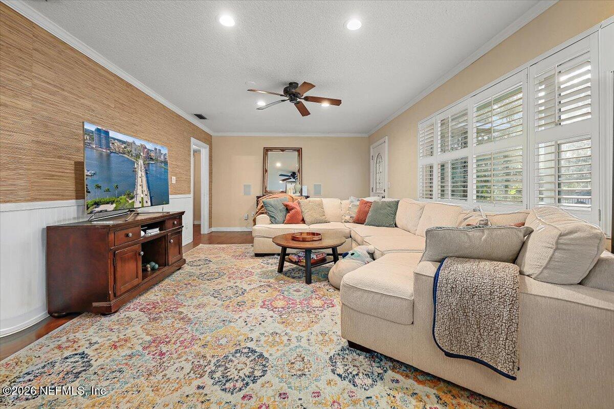 11037 SCOTT MILL Road