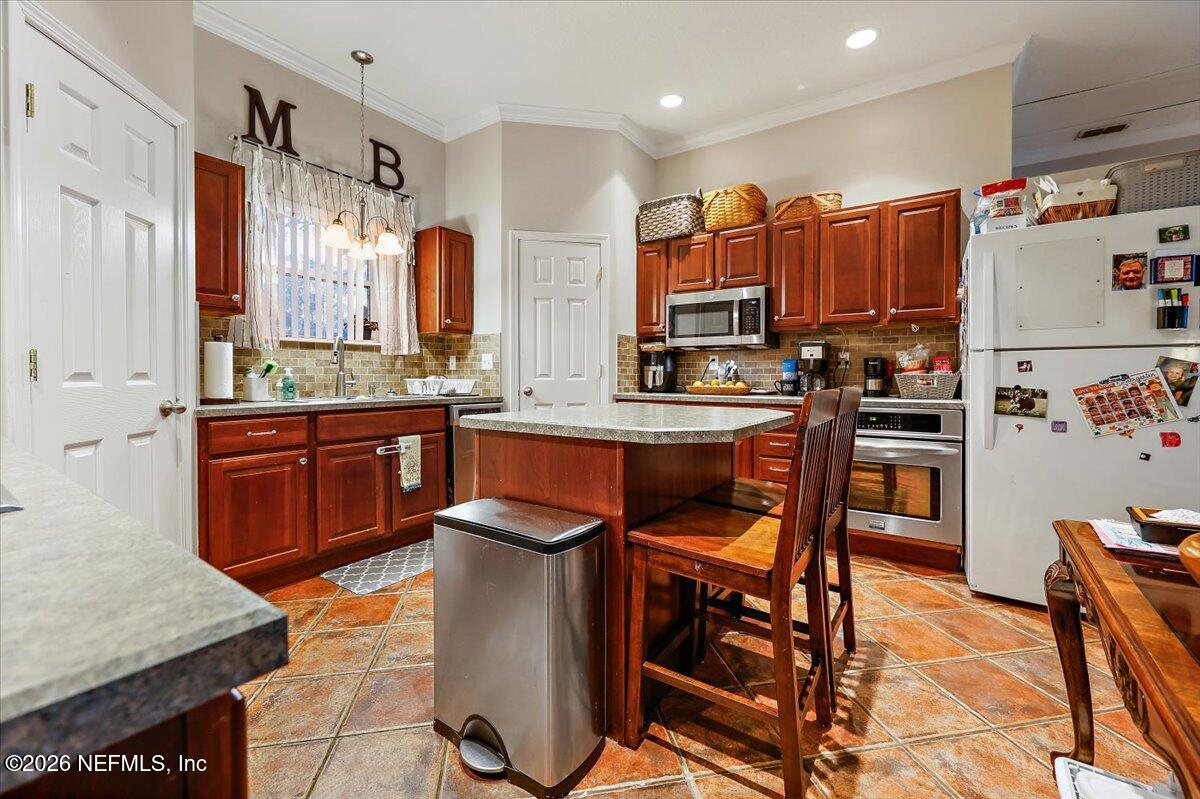 11037 SCOTT MILL Road