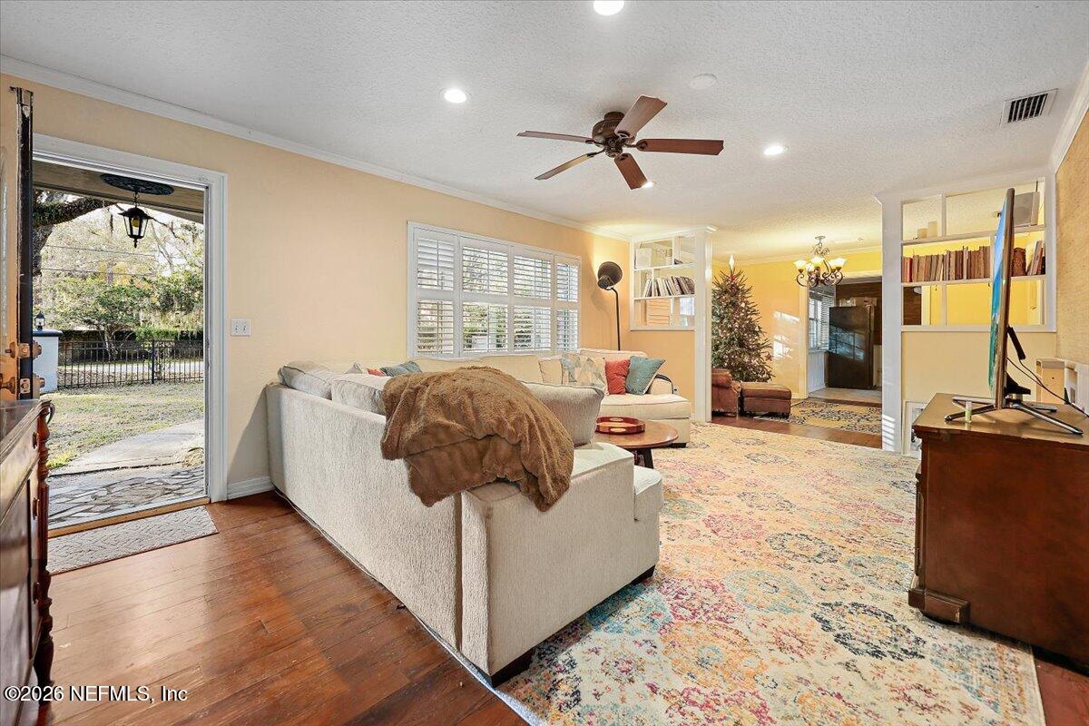 11037 SCOTT MILL Road