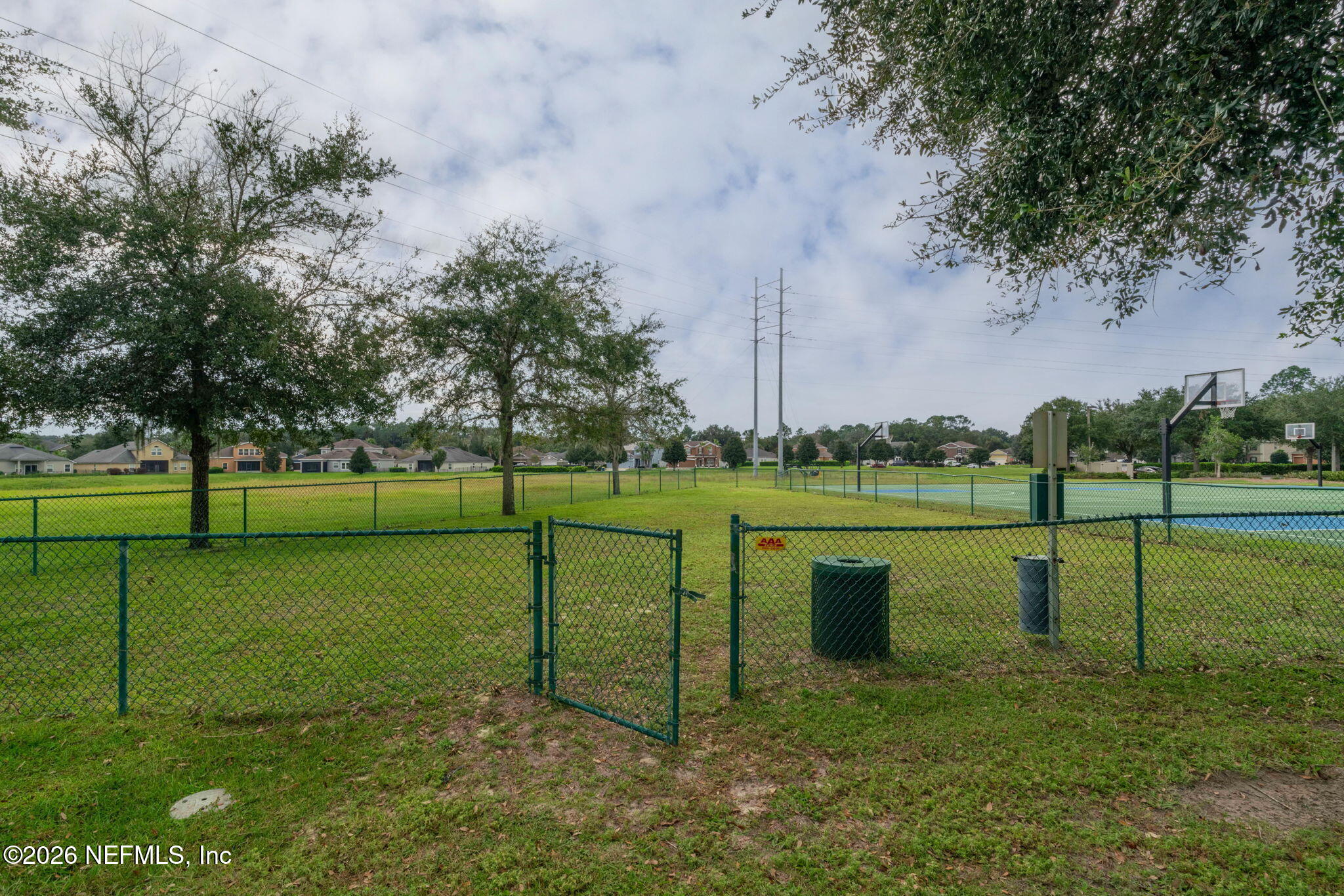 187 BRADFORD LAKE Circle