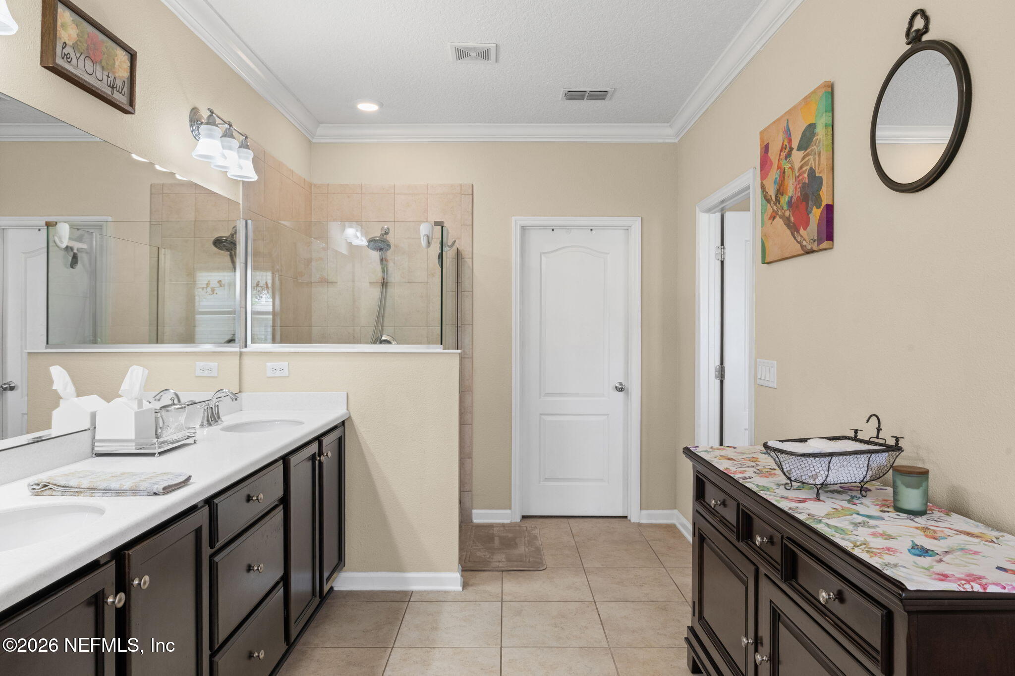 187 BRADFORD LAKE Circle