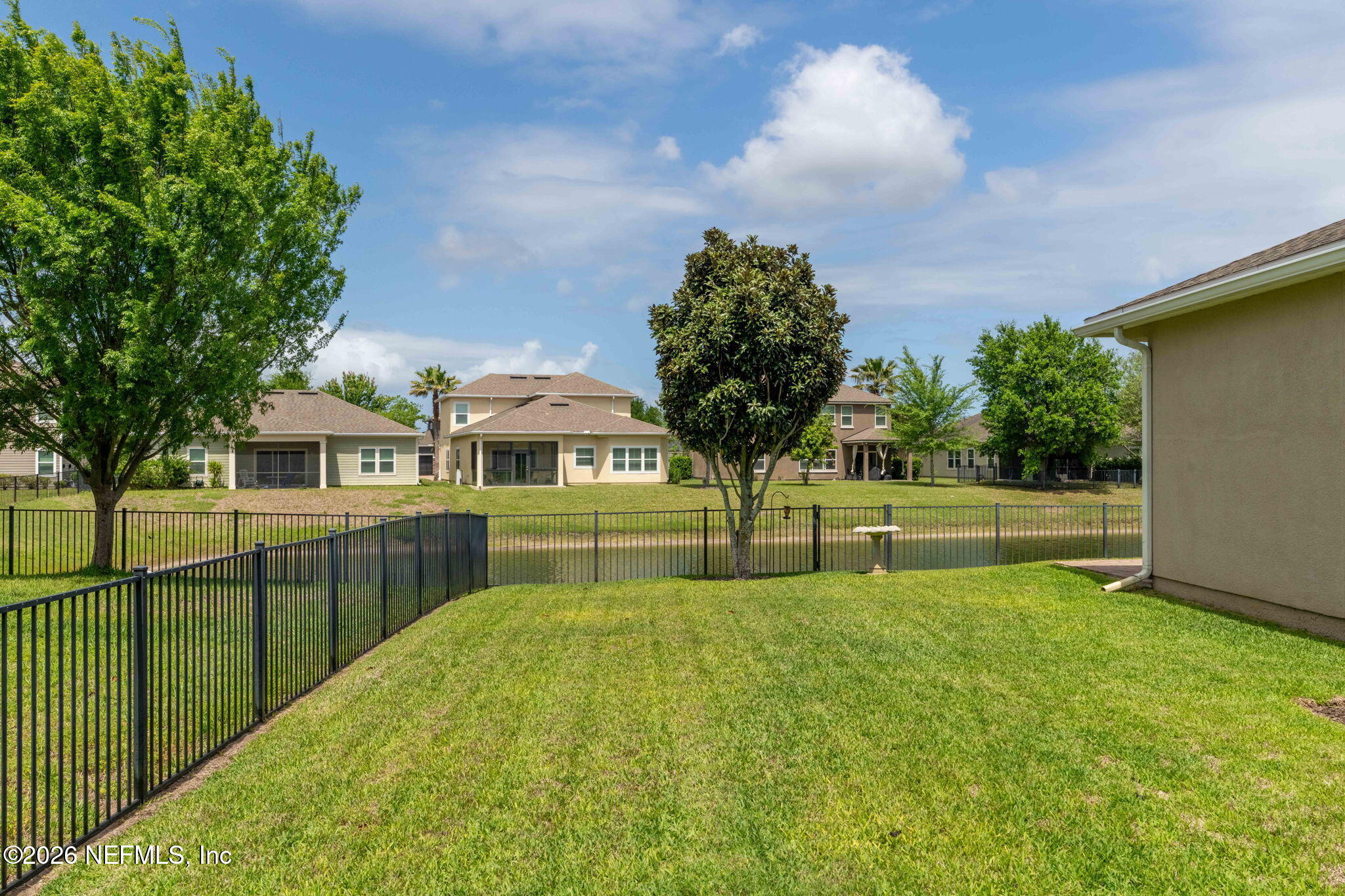 187 BRADFORD LAKE Circle