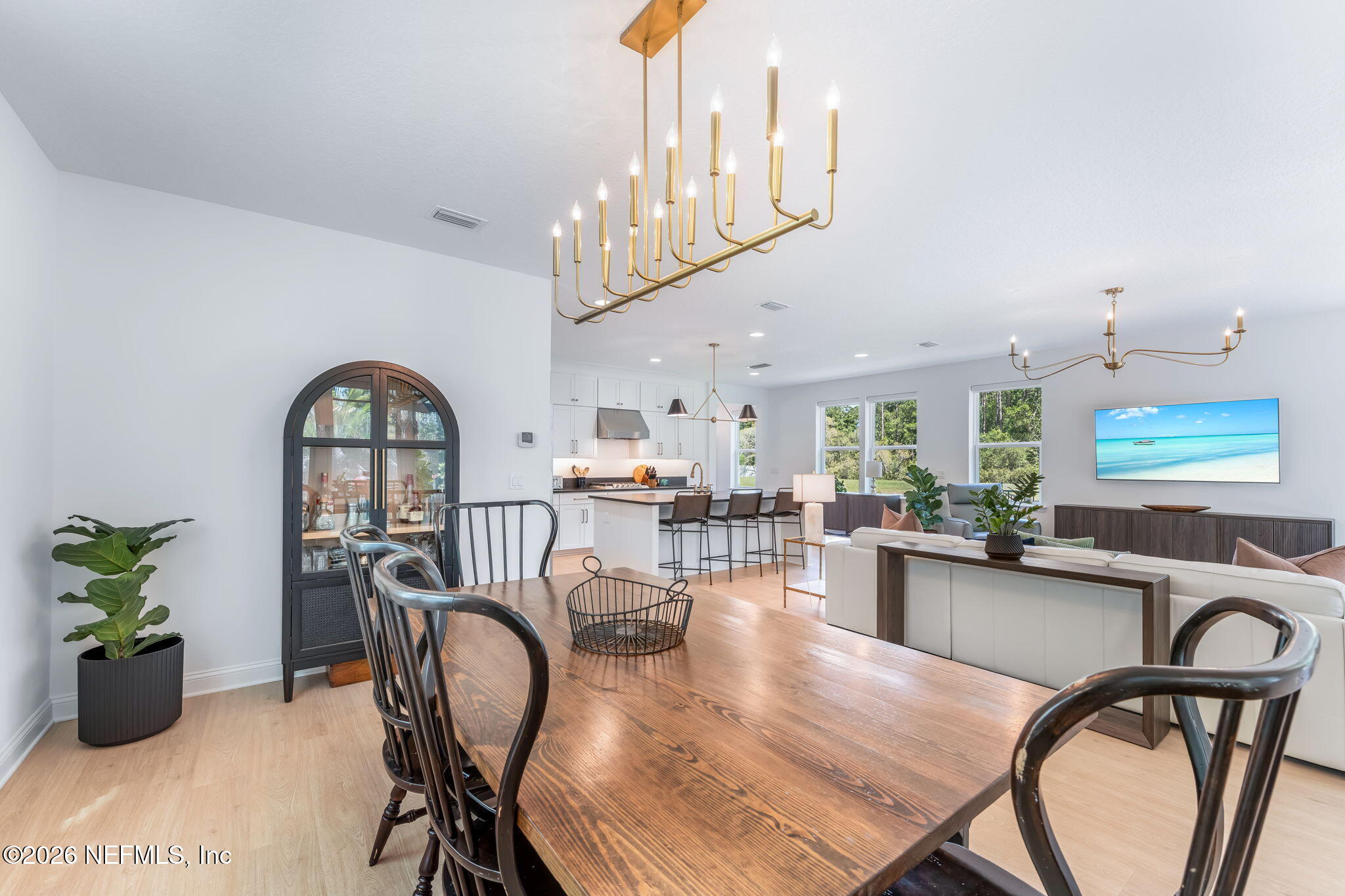 442 REFLECTIONS Avenue