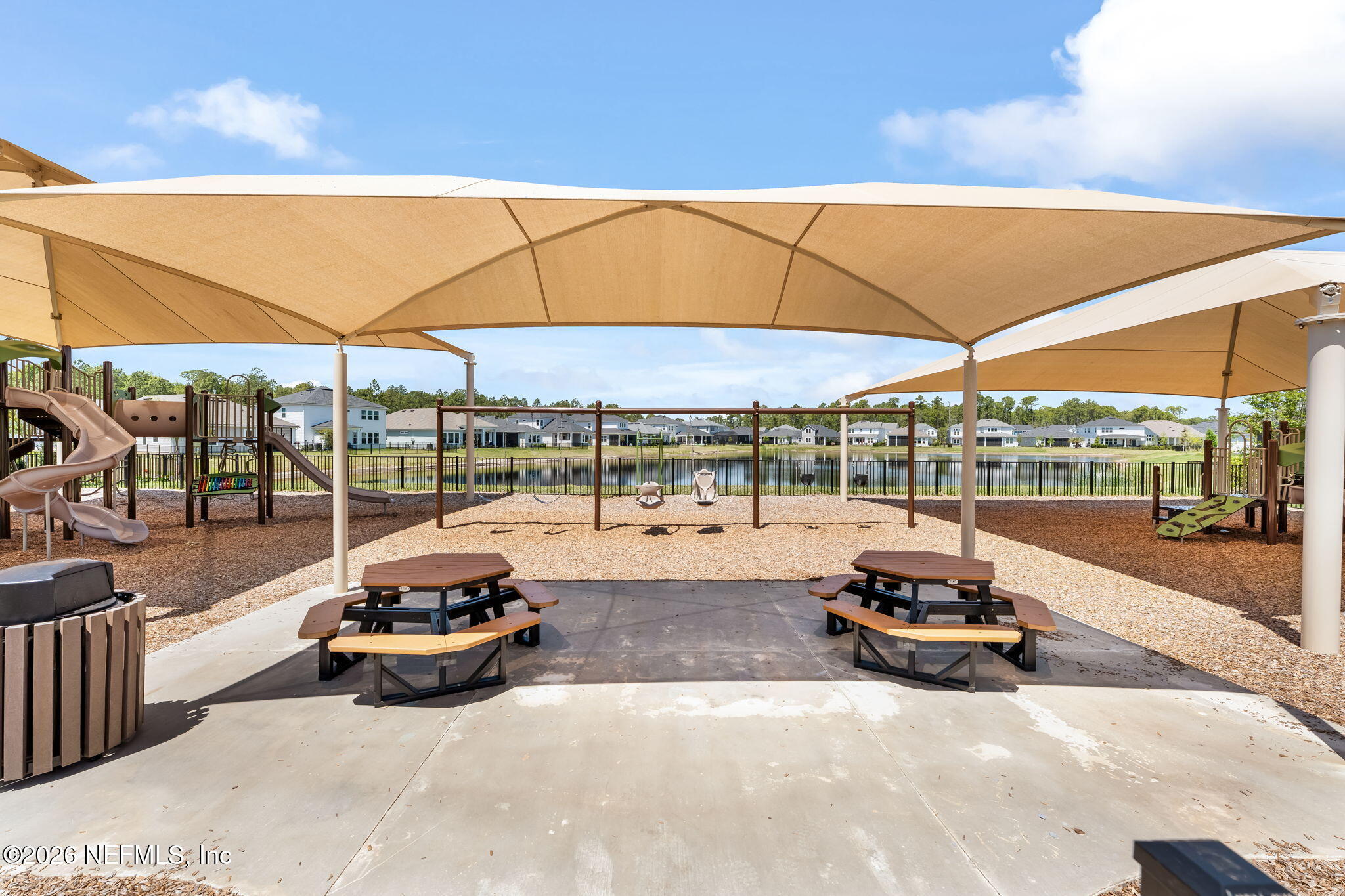 442 REFLECTIONS Avenue