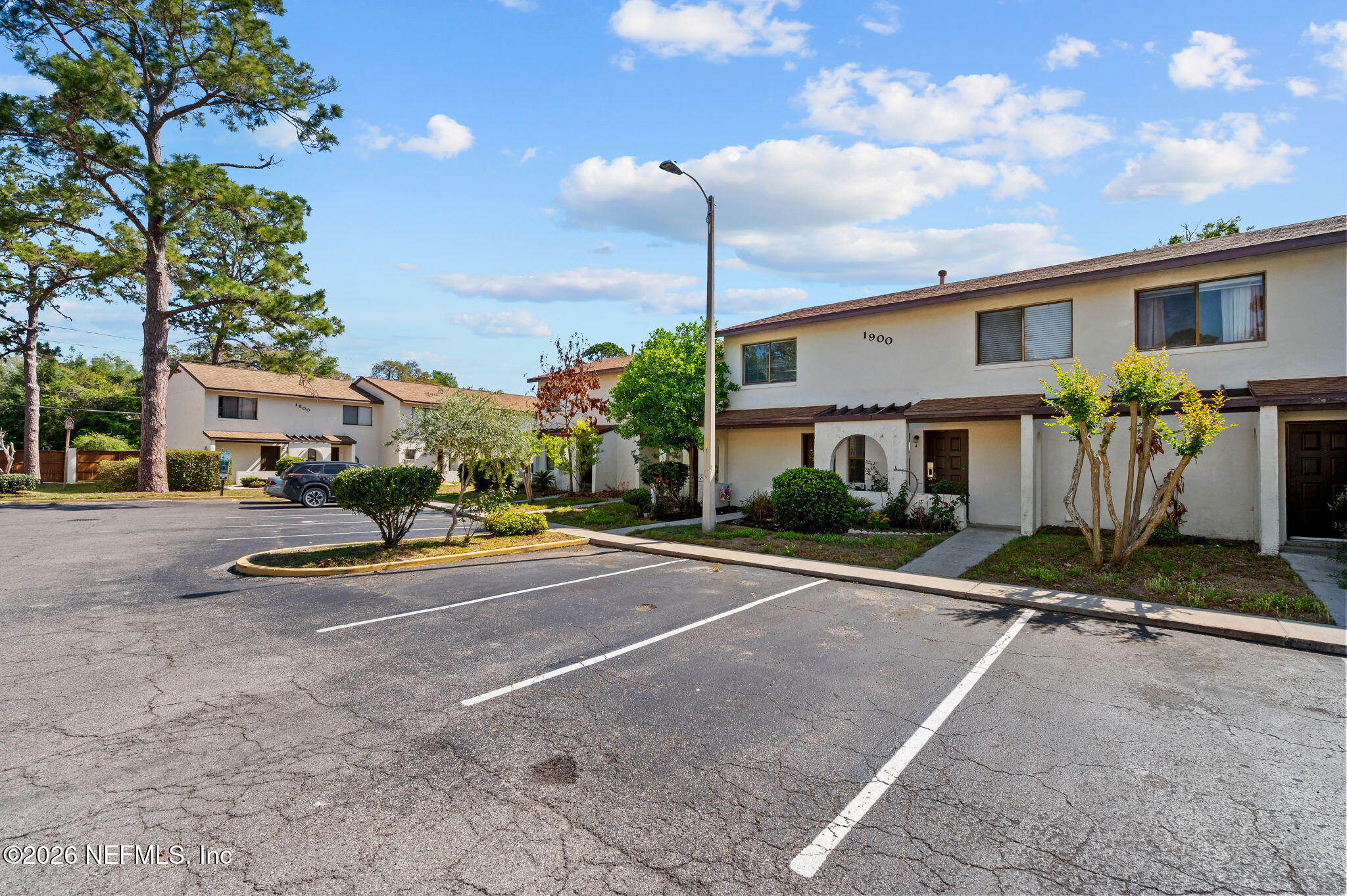 2635 SW 35TH Place 1903