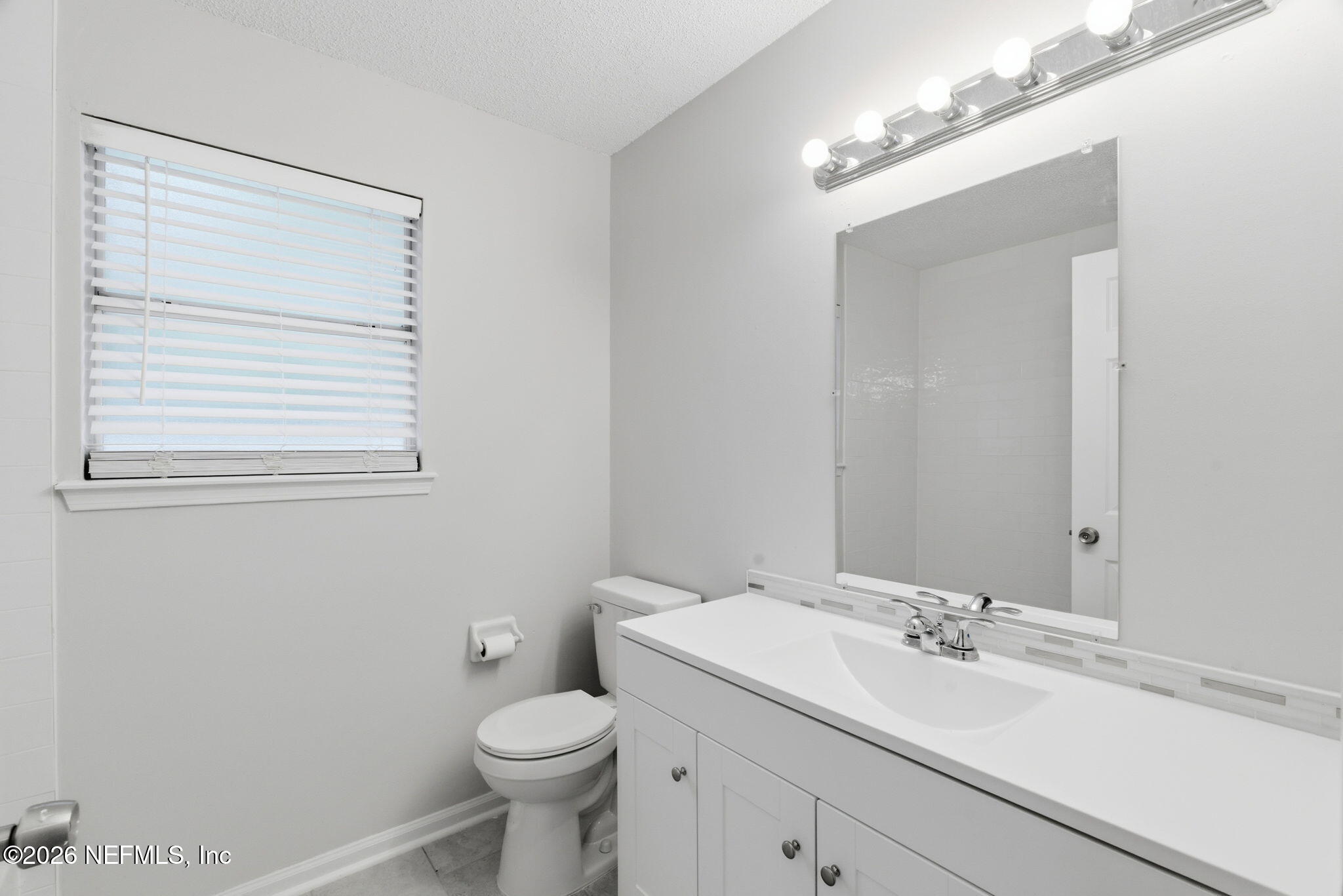 2352 SCENIC VIEW Court