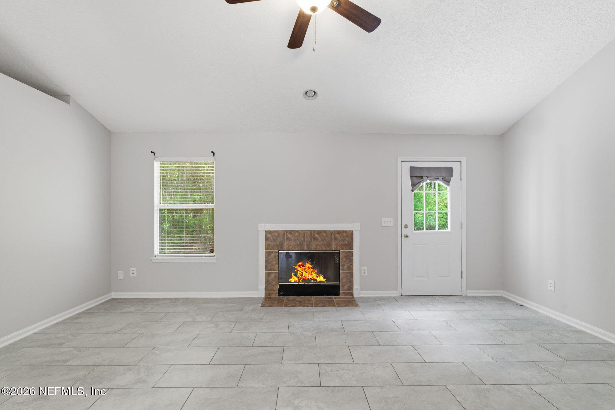 2352 SCENIC VIEW Court