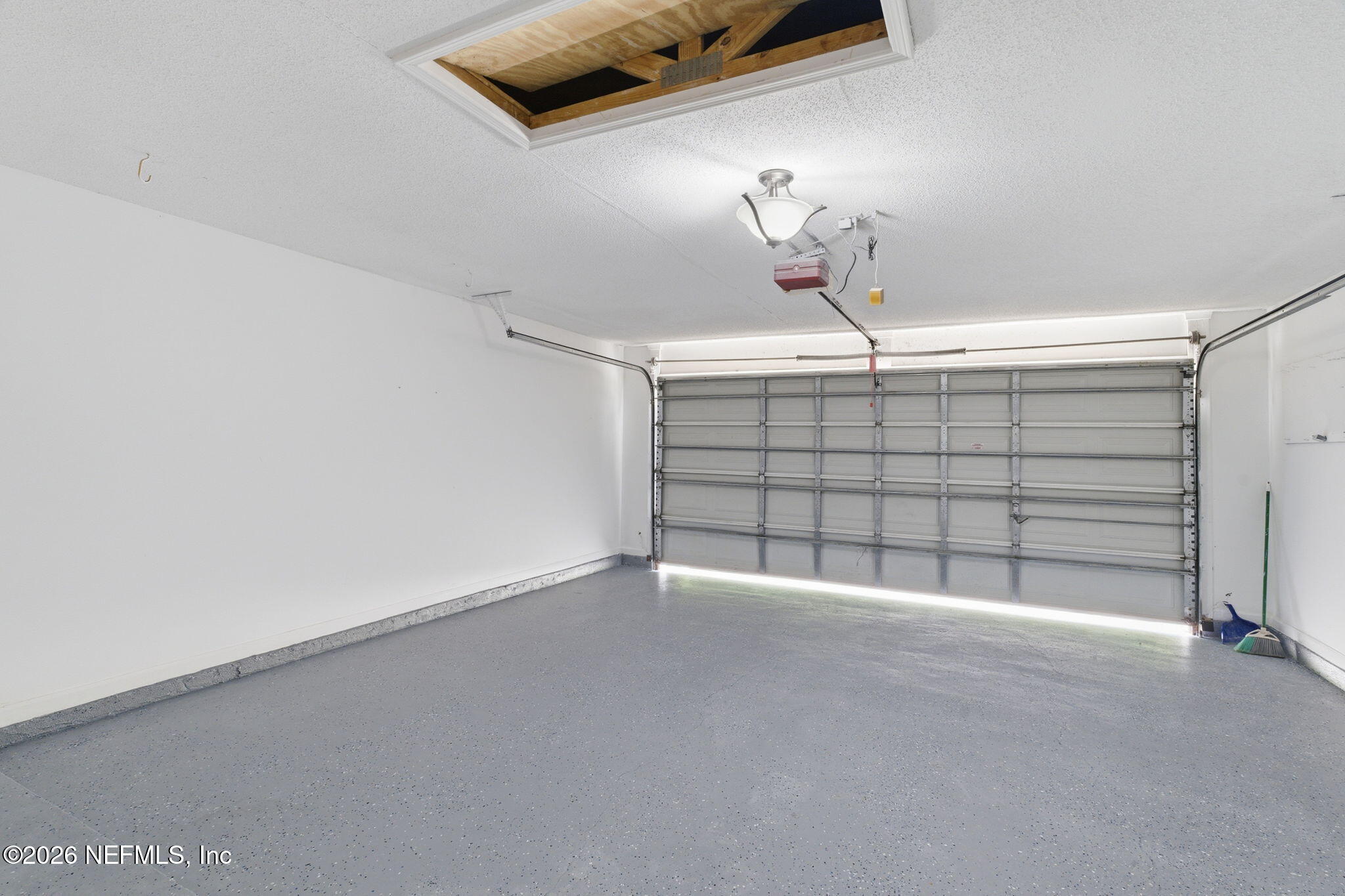2352 SCENIC VIEW Court