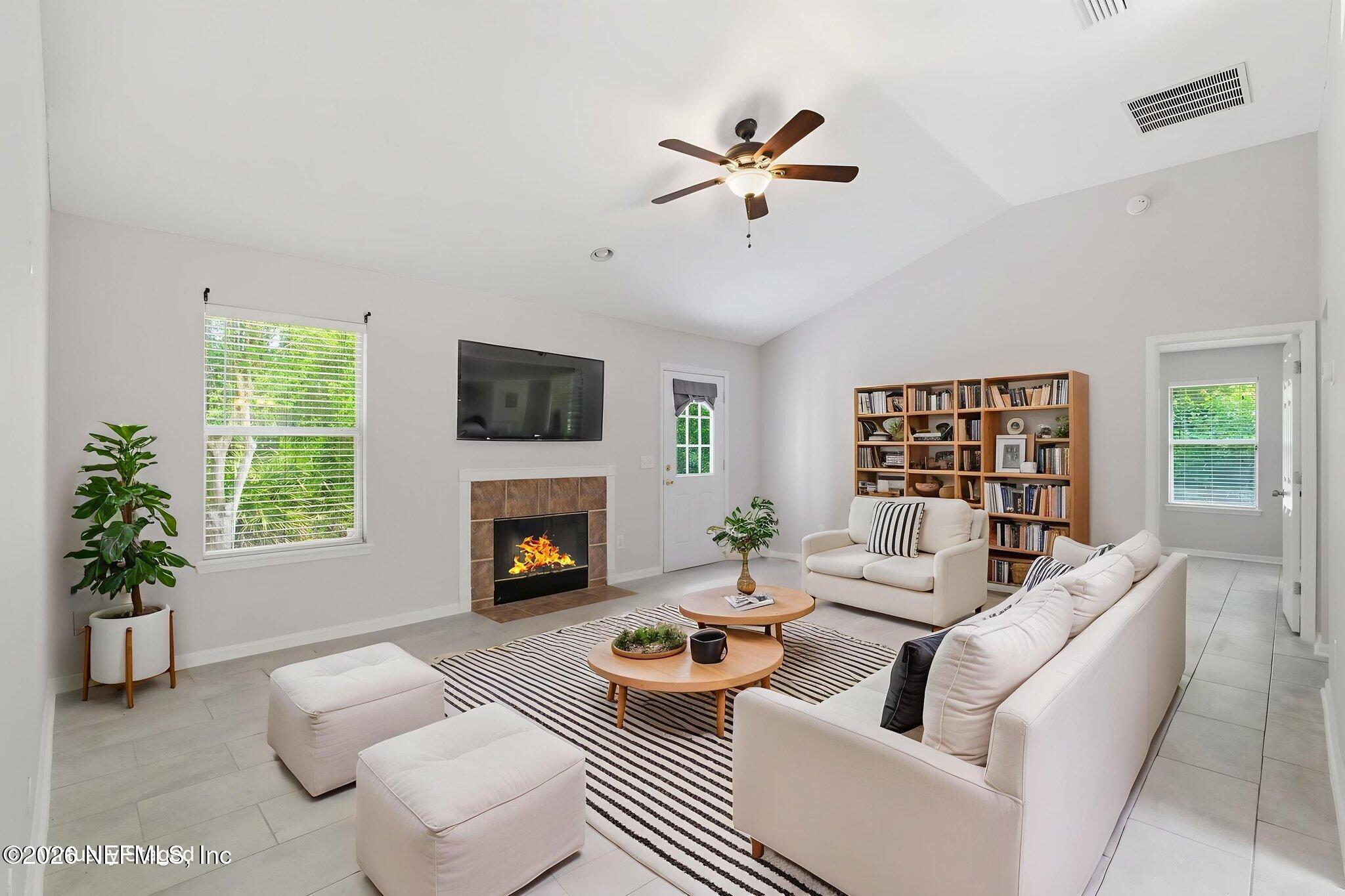 2352 SCENIC VIEW Court