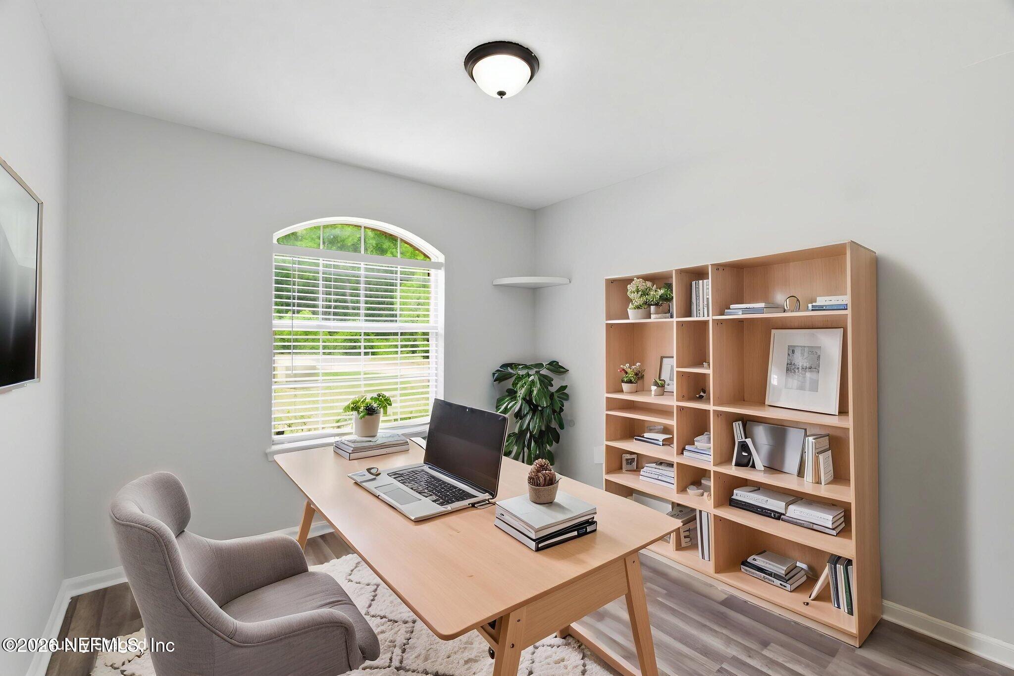 2352 SCENIC VIEW Court