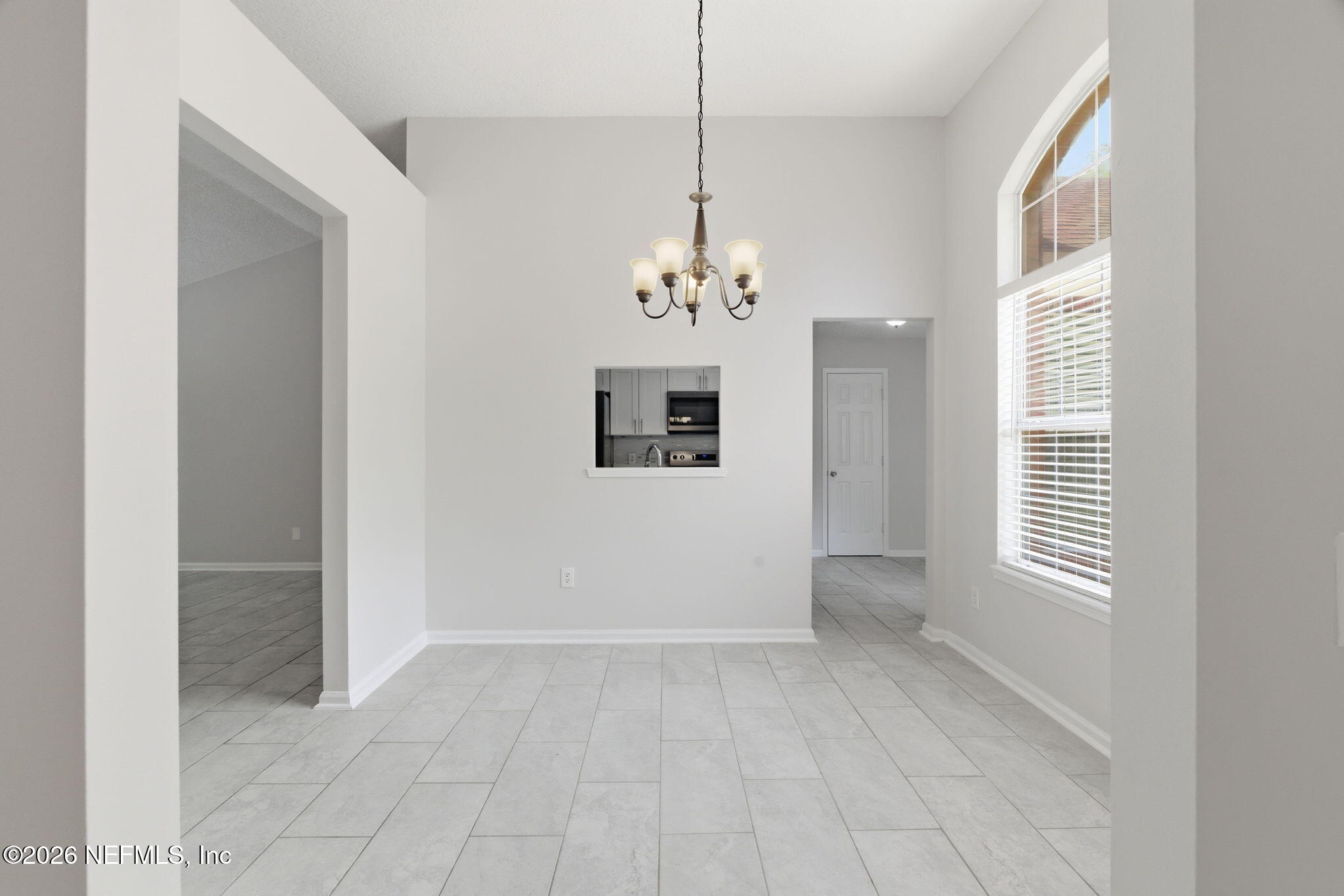 2352 SCENIC VIEW Court
