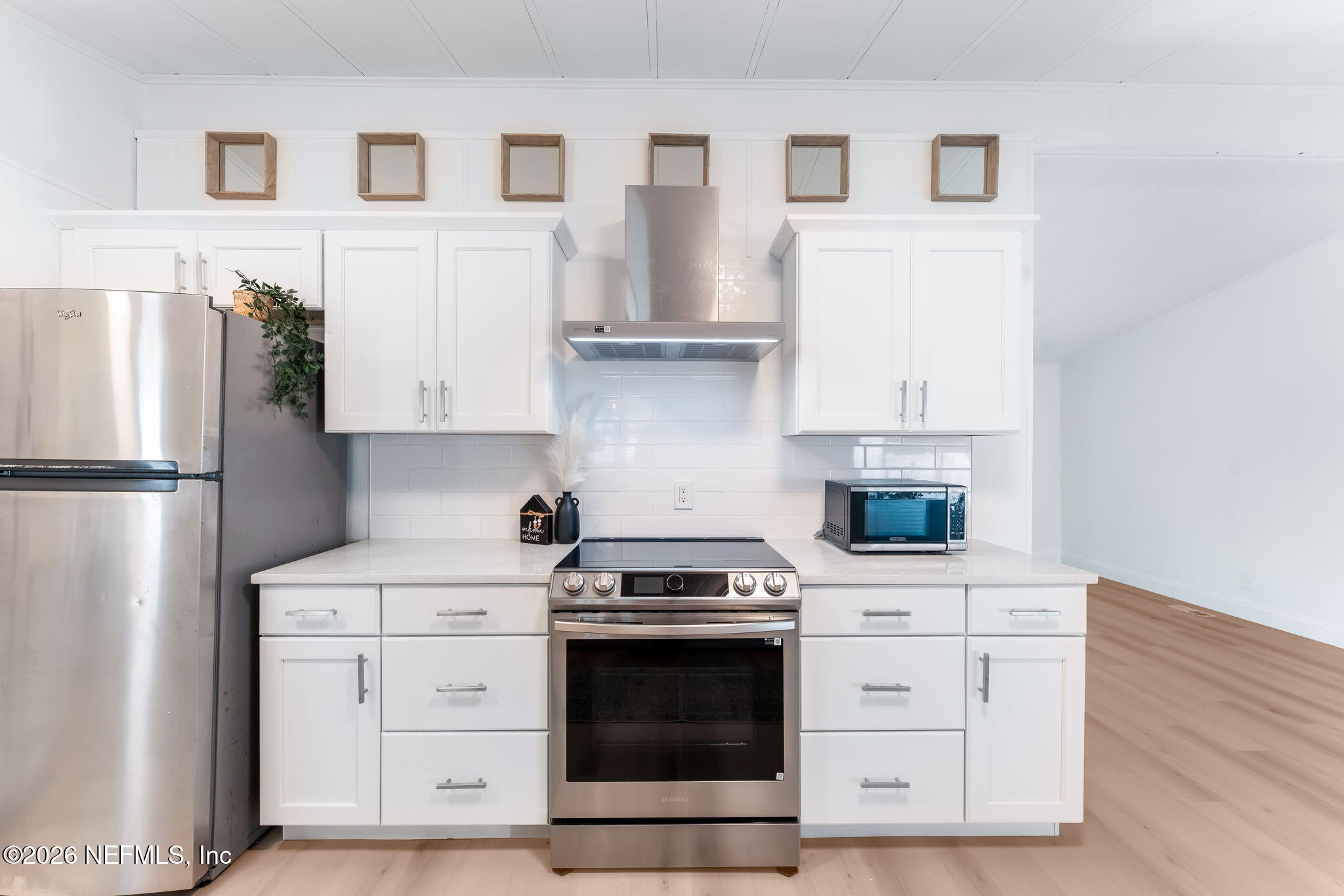 264 SEABREEZE Drive