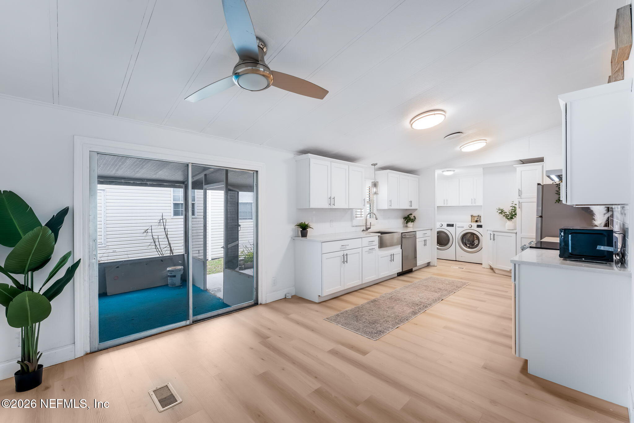 264 SEABREEZE Drive