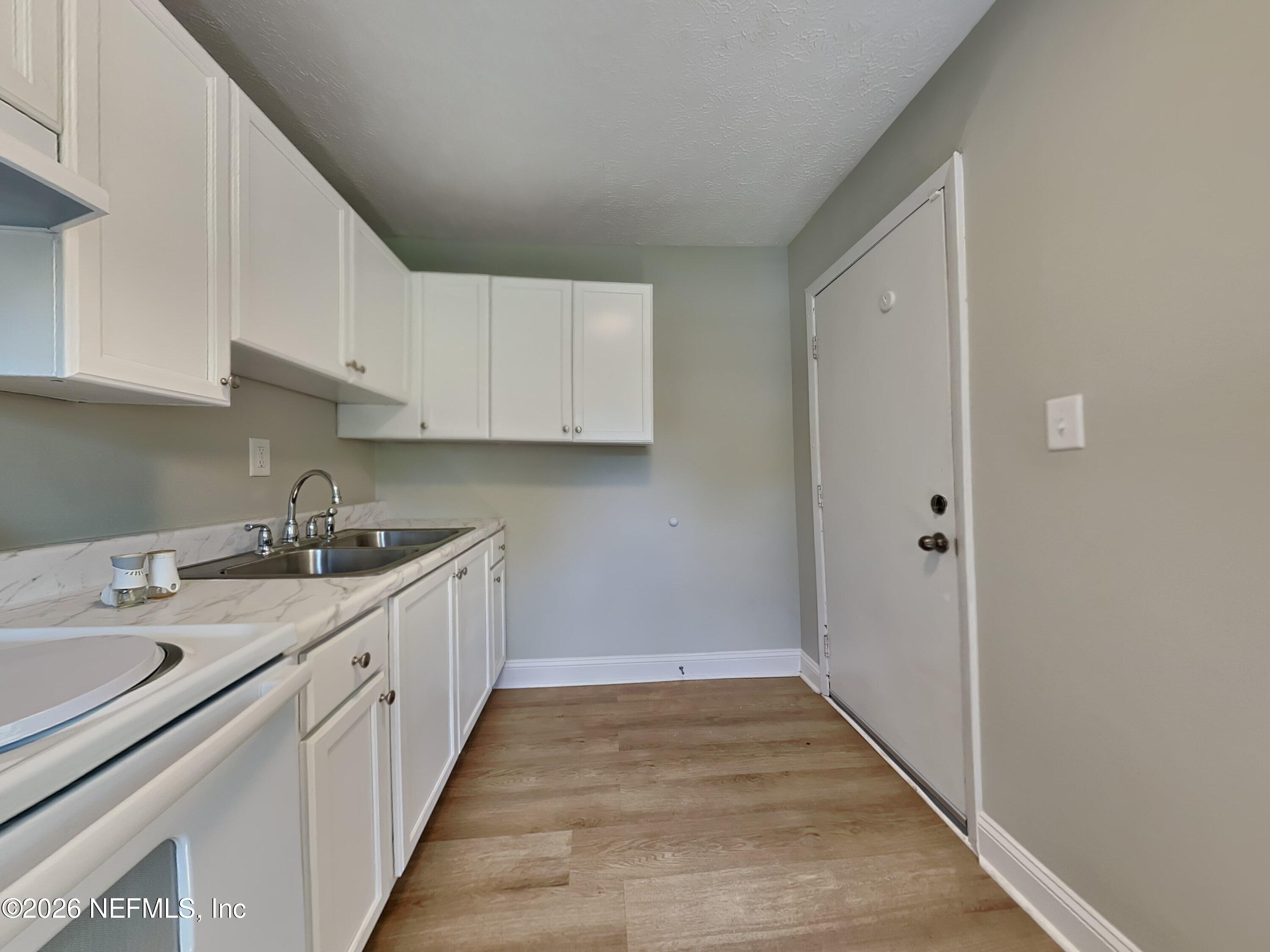 365 DELMONTE Street
