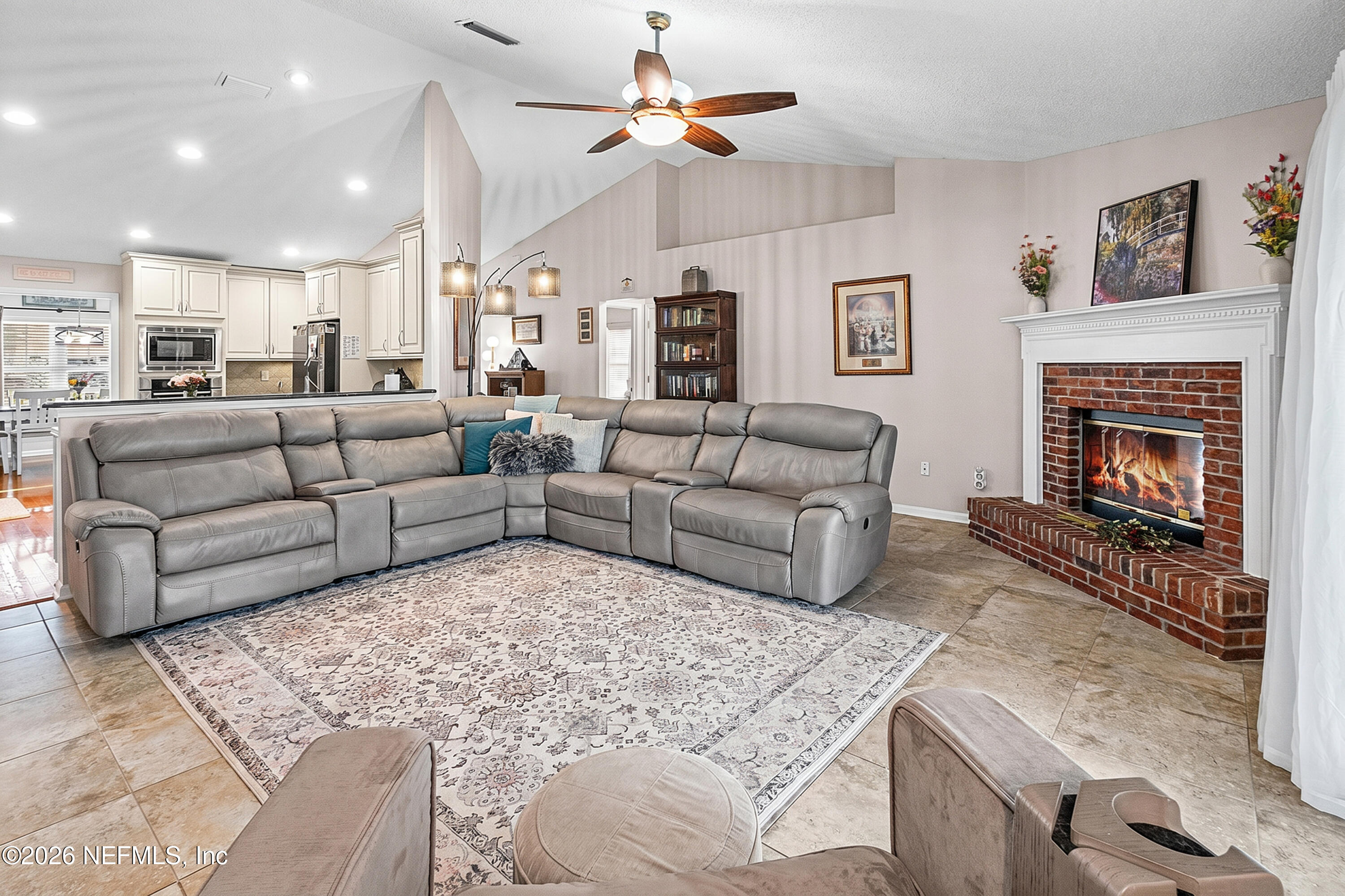 6359 LAKE PLANTATION Drive