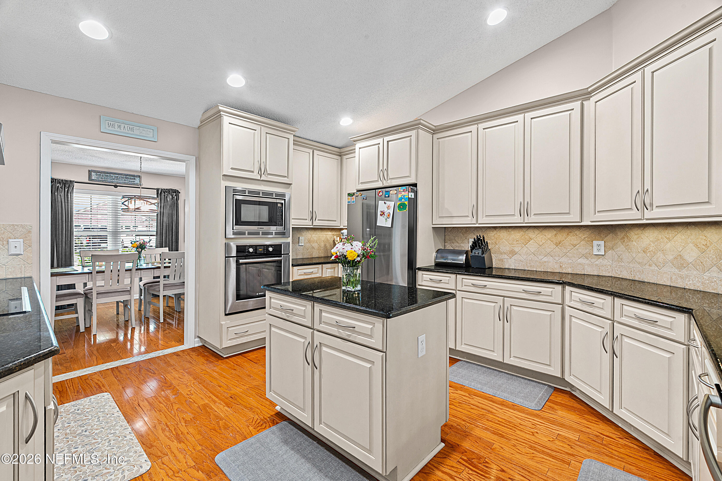 6359 LAKE PLANTATION Drive