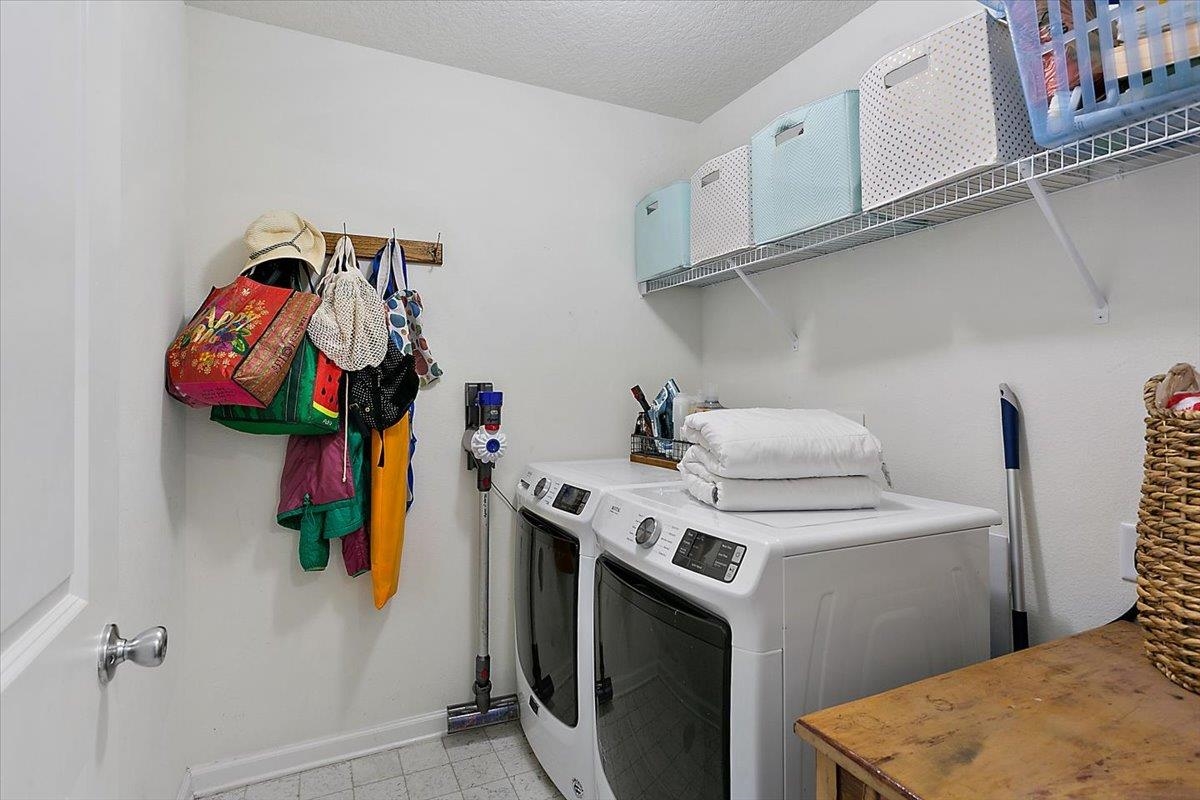 614 Tumbled Stone Way