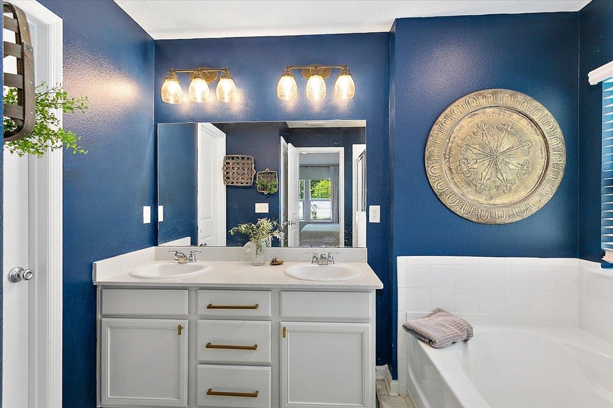 614 Tumbled Stone Way