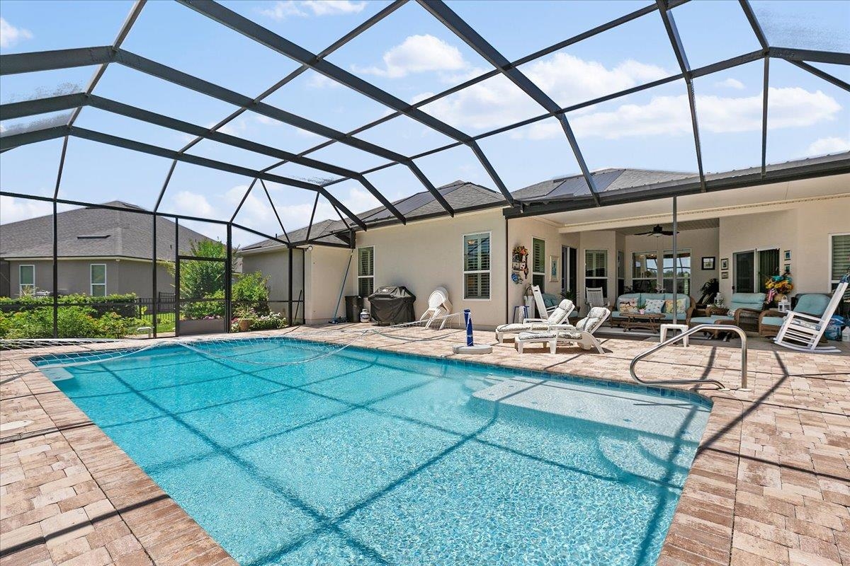 253 Parkwood Cir