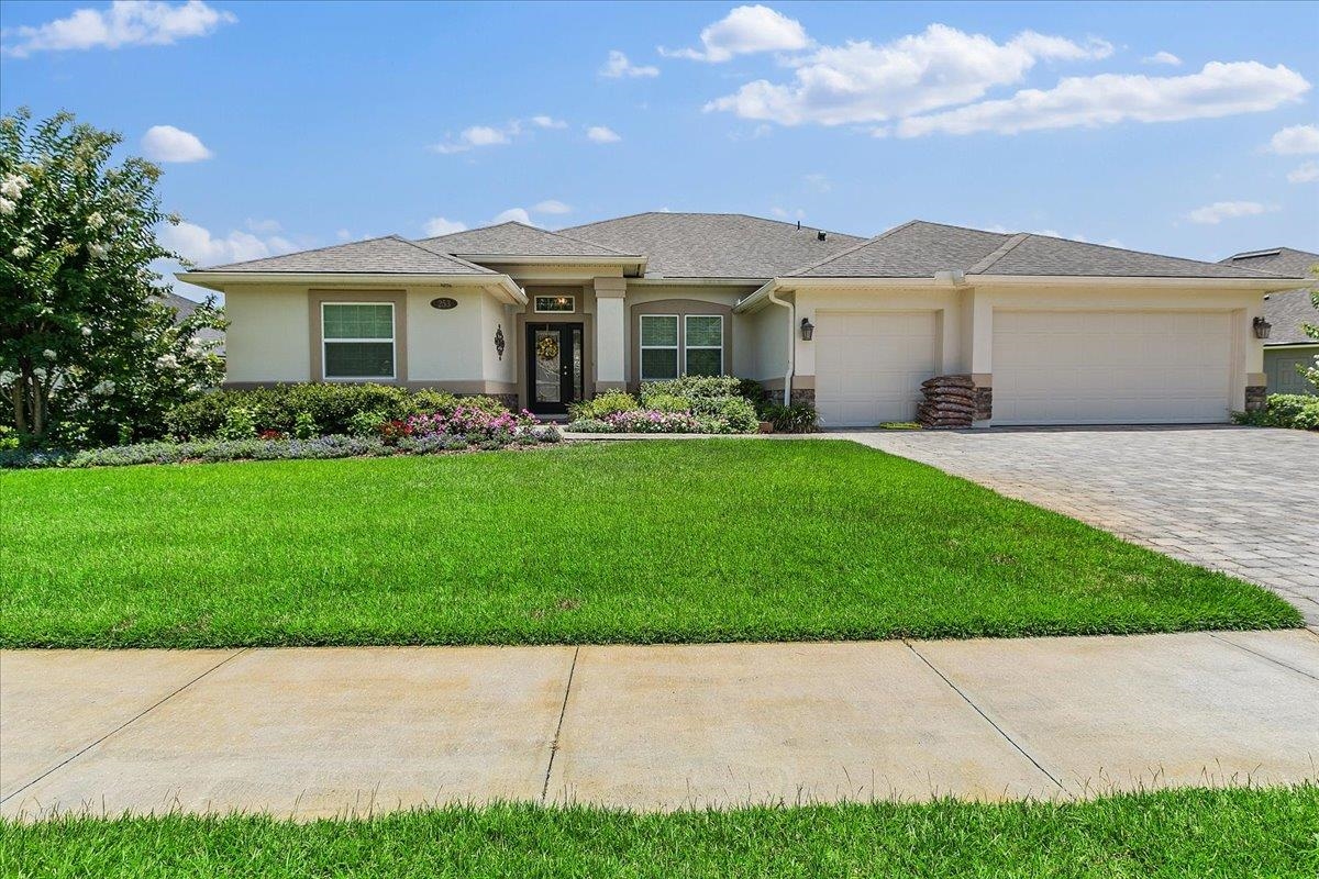 253 Parkwood Cir