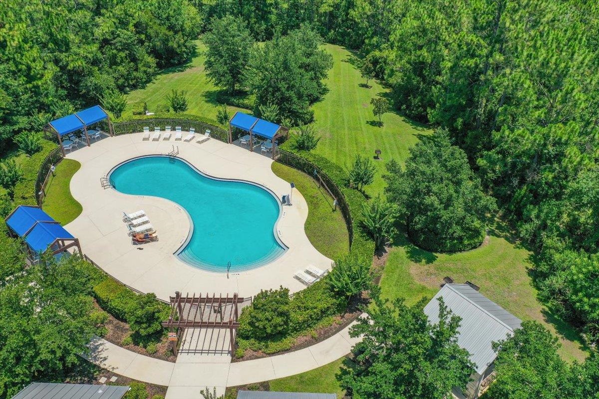 253 Parkwood Cir
