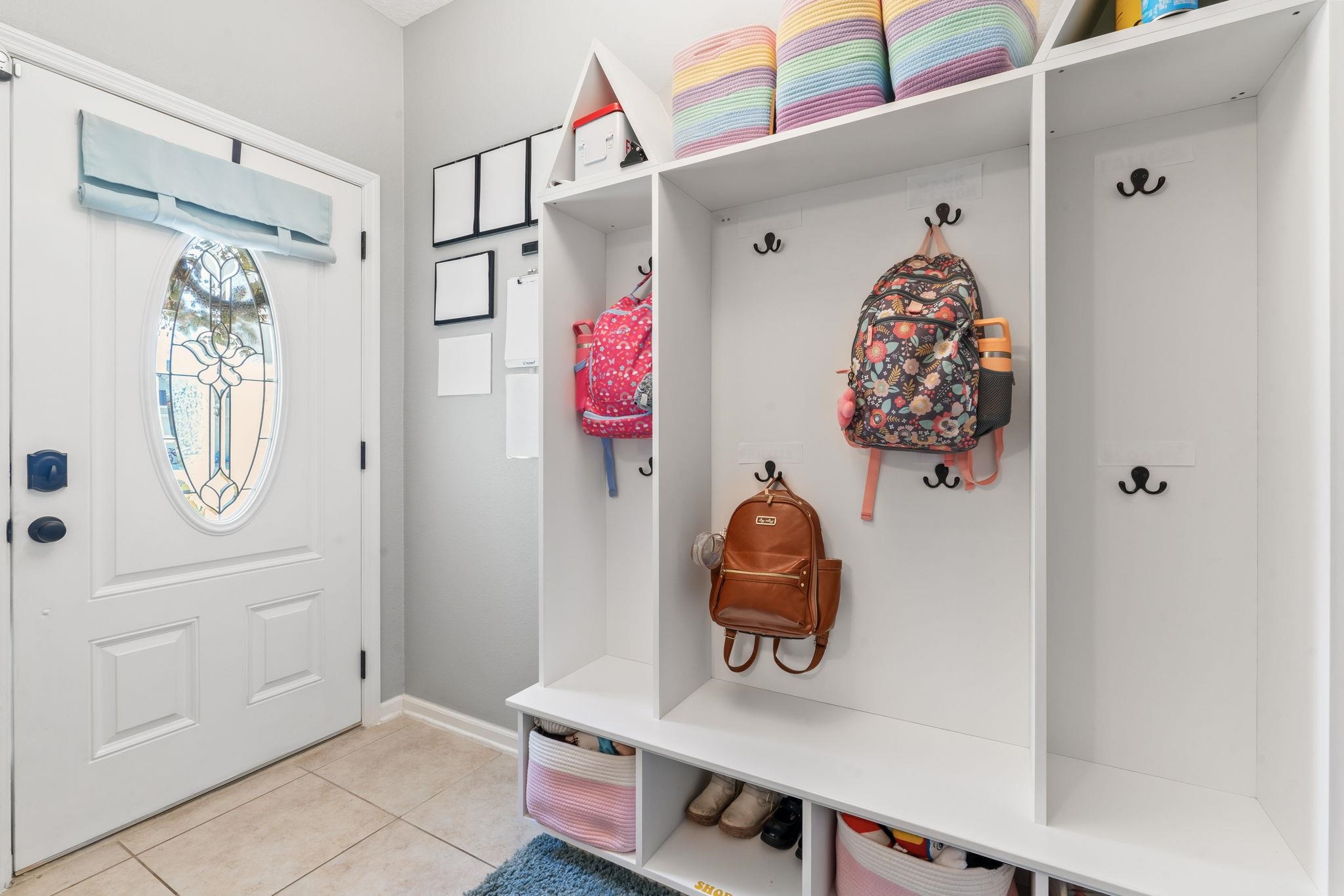 467 W New England Dr