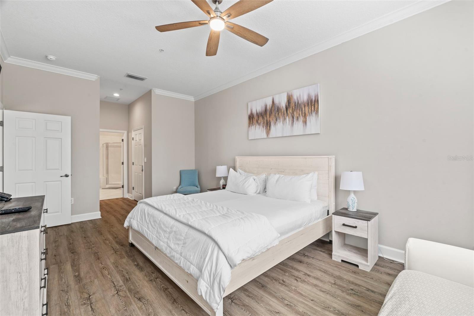 5 OCEAN CREST WAY #1411