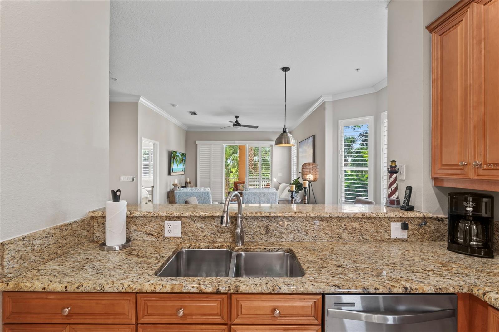 5 OCEAN CREST WAY #1411