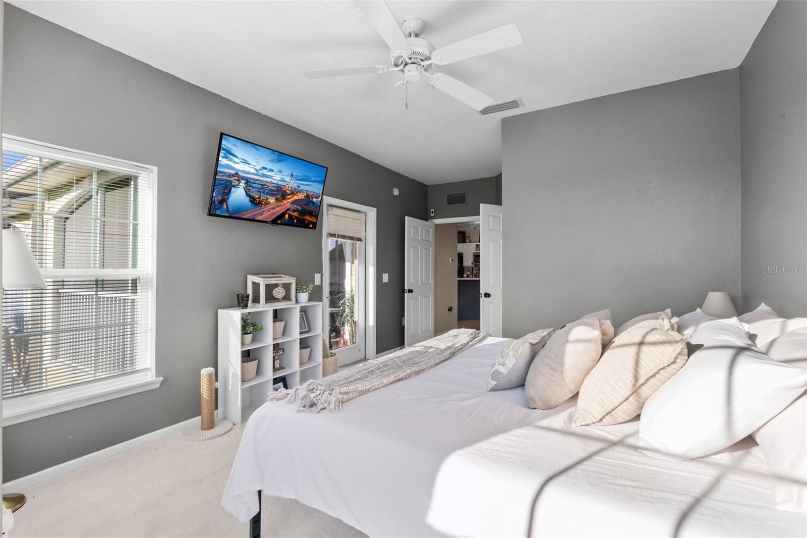 245 OLD VILLAGE CENTER CIR #7309