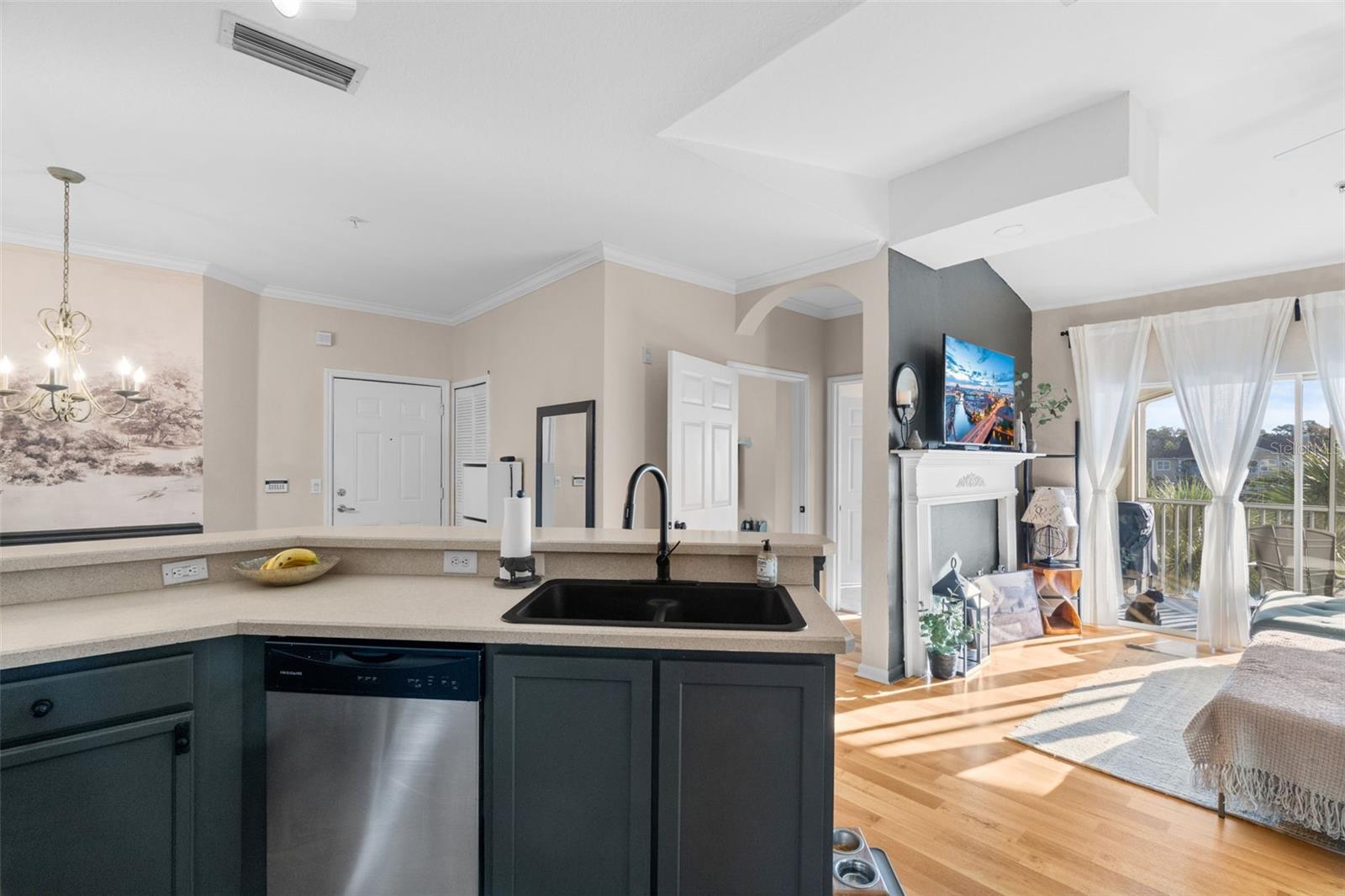 245 OLD VILLAGE CENTER CIR #7309