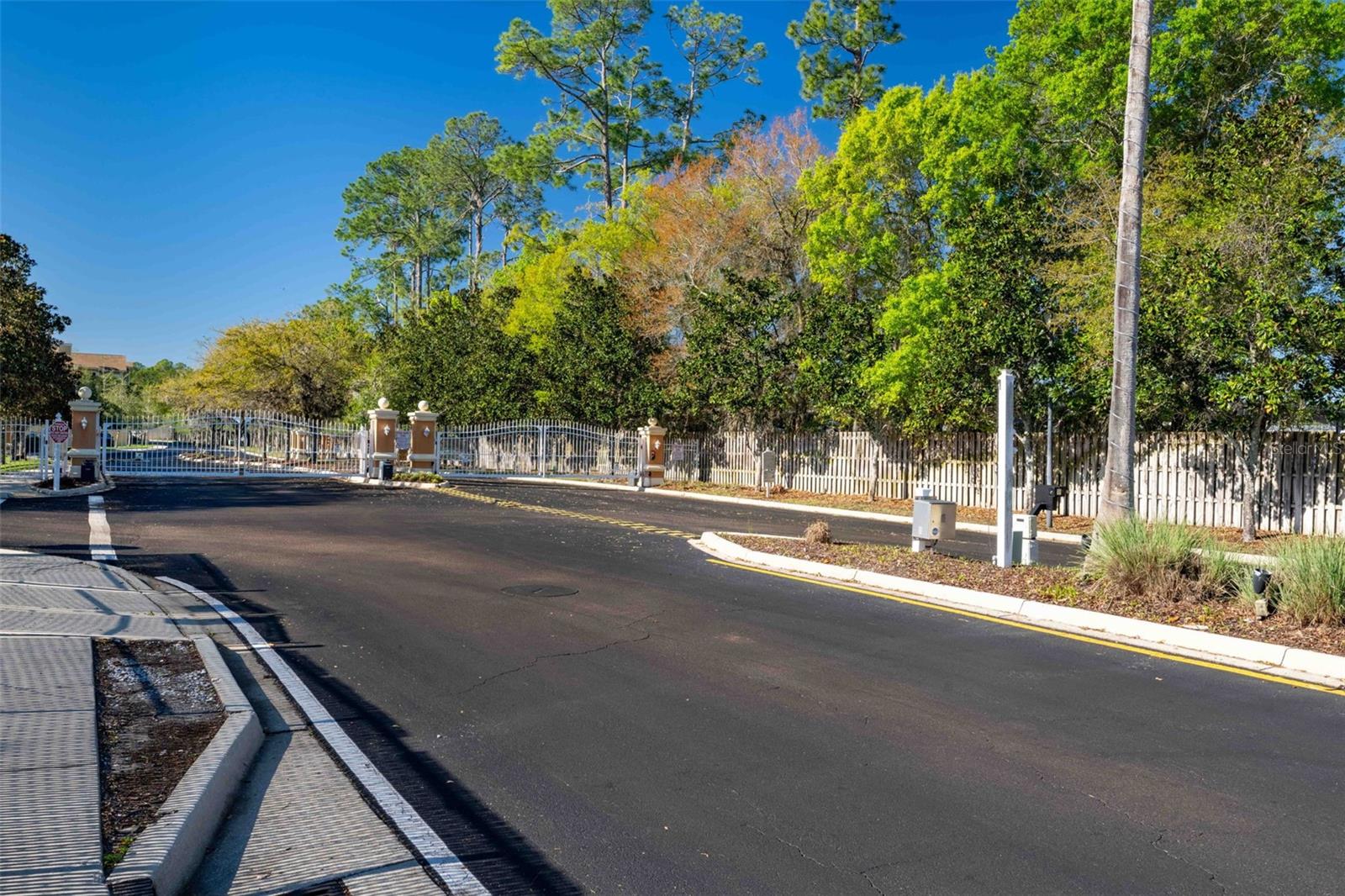 245 OLD VILLAGE CENTER CIR #7309