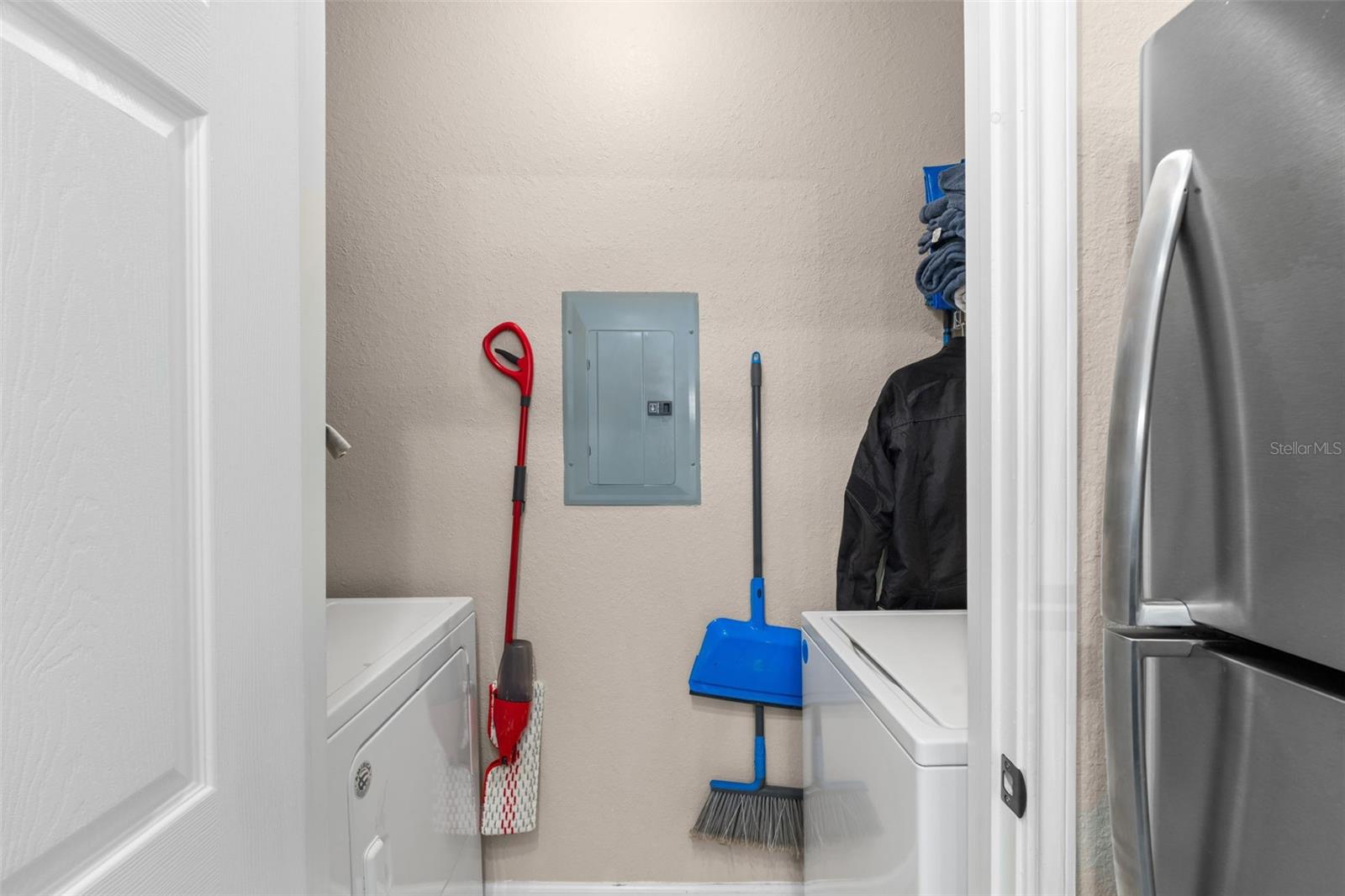 245 OLD VILLAGE CENTER CIR #7309