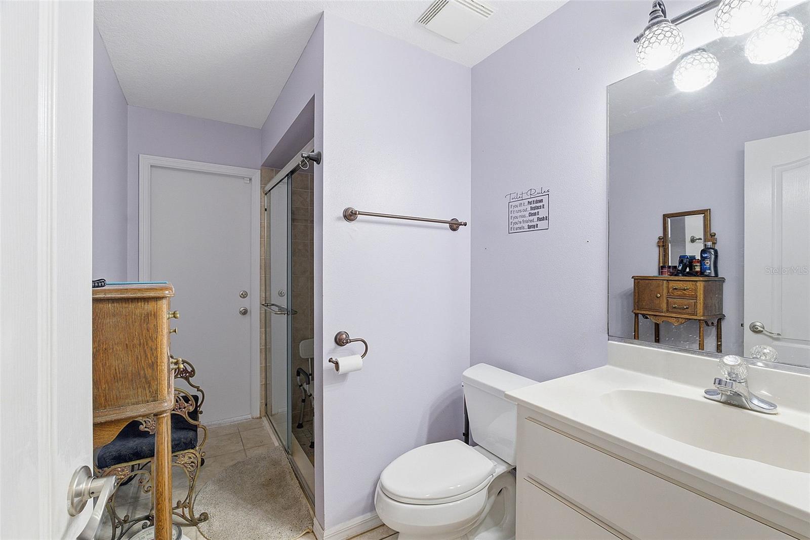 50 NE 35TH ST