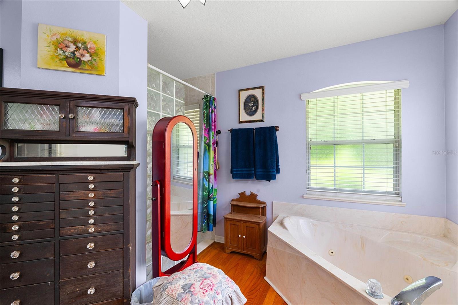 50 NE 35TH ST