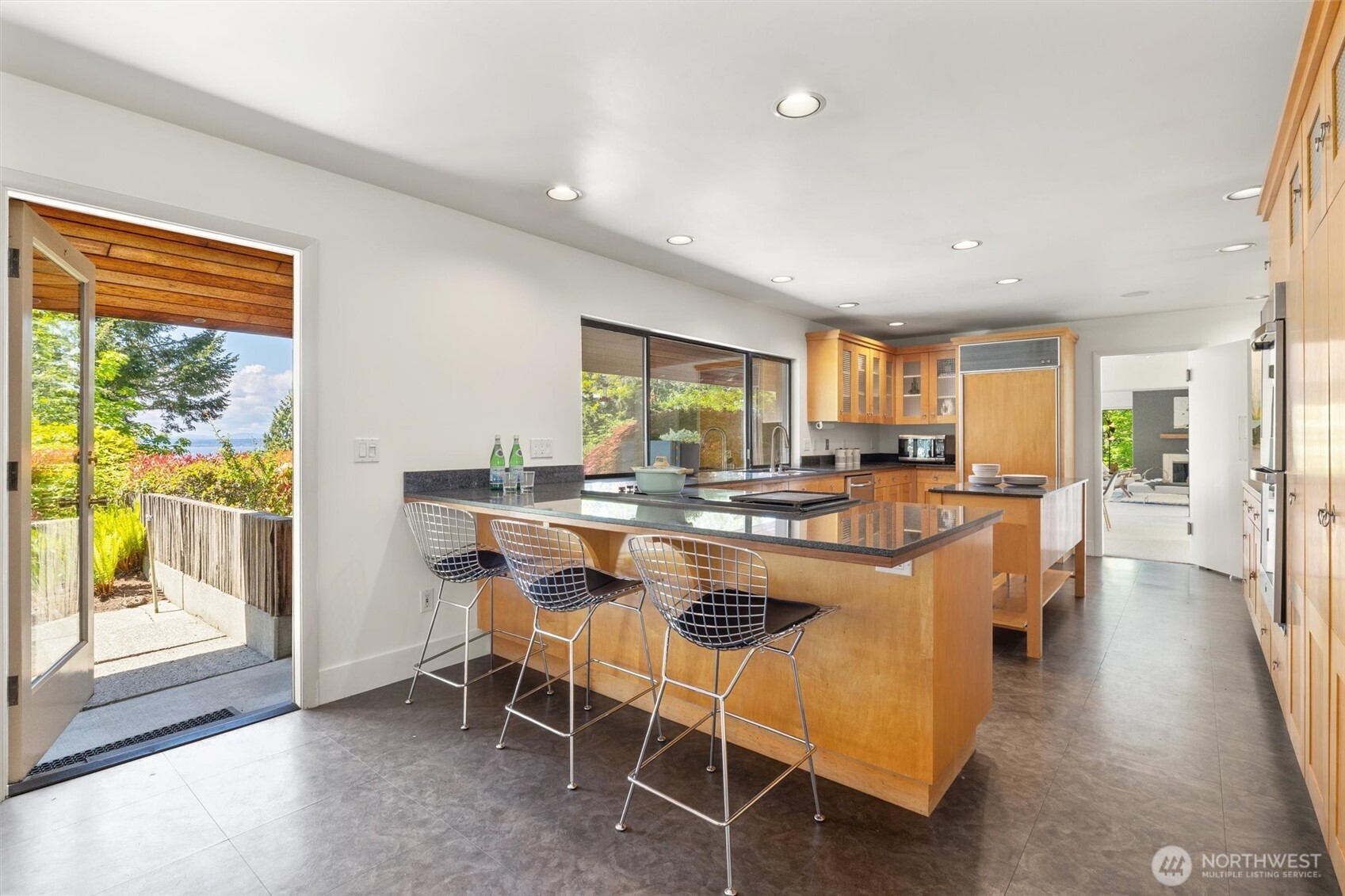 819 NW Culbertson Drive