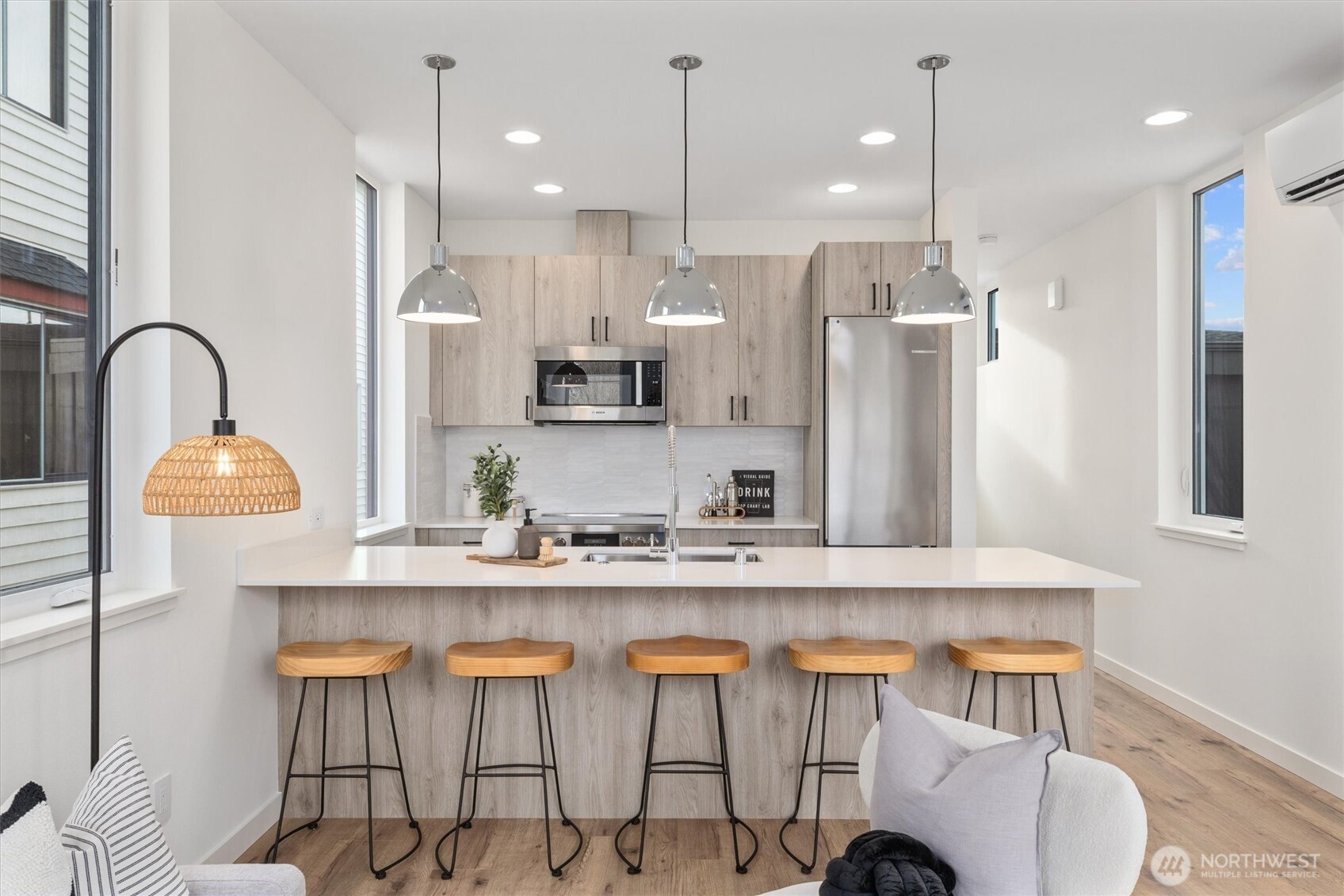 945 NW 61st Street