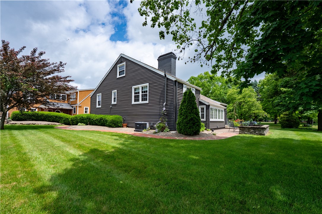 1200 River Rd
