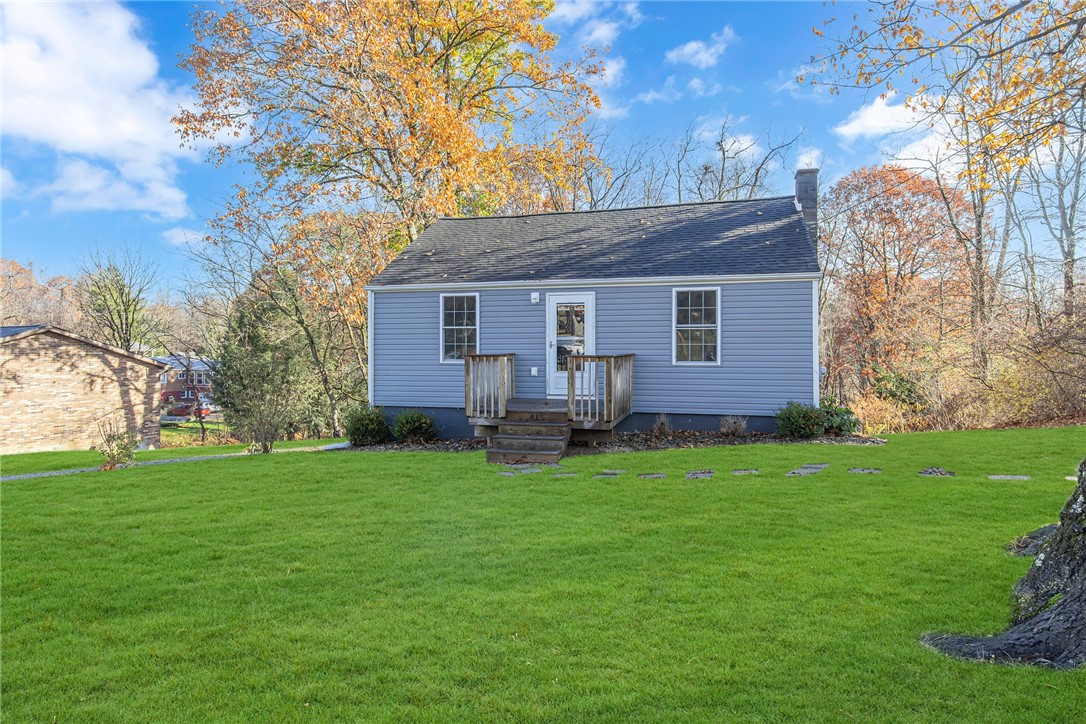 415 Neville Rd