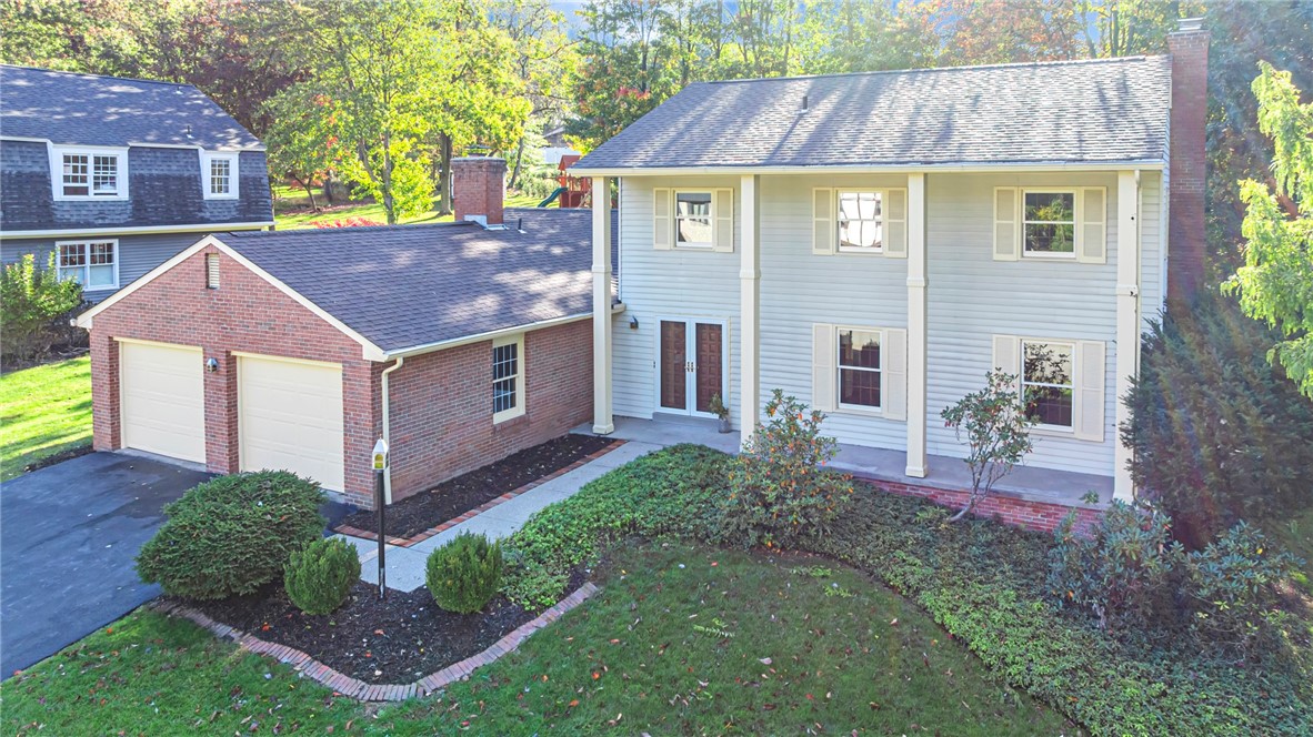 1593 Oakleaf Ln