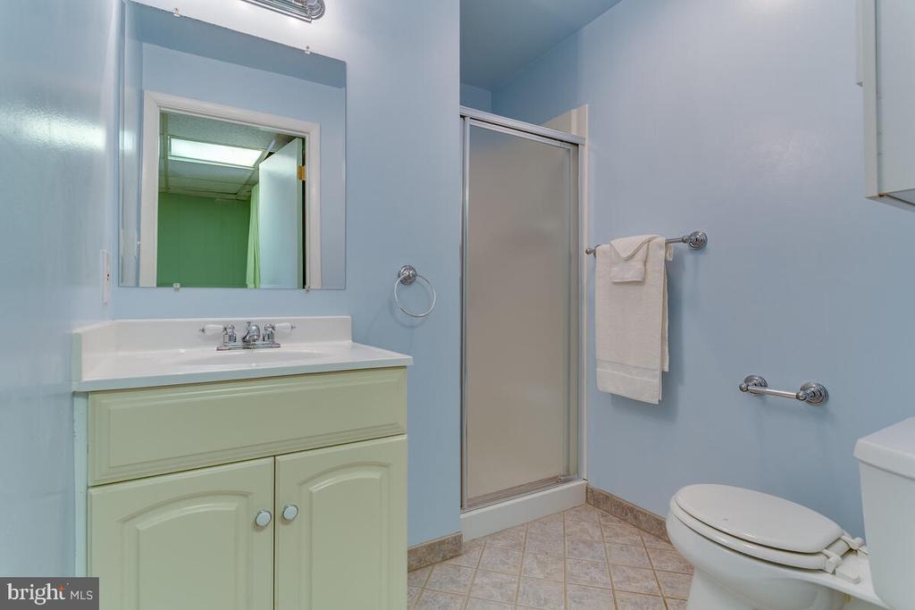 7607 STONEY HARBOR COURT