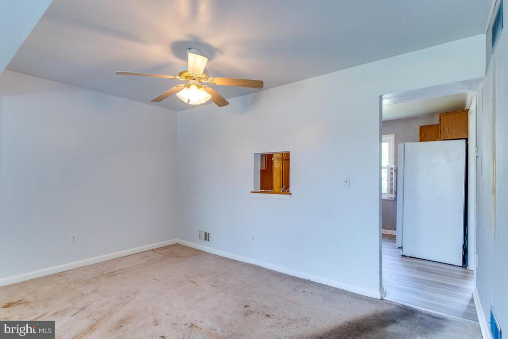 7607 STONEY HARBOR COURT