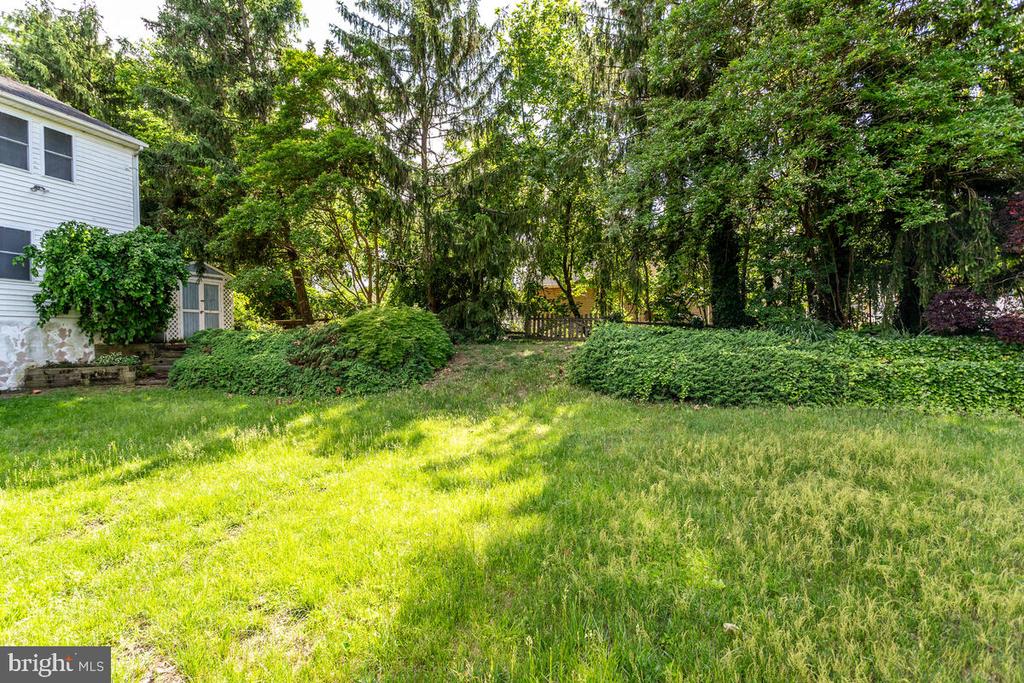 7607 STONEY HARBOR COURT