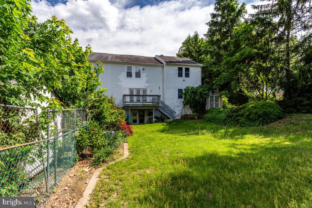 7607 STONEY HARBOR COURT