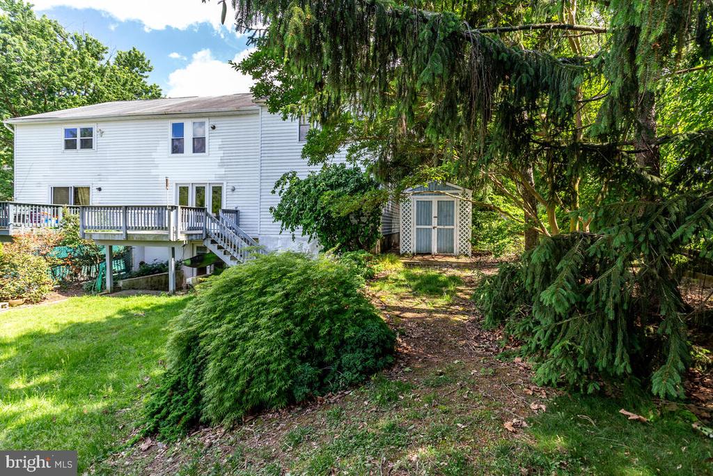 7607 STONEY HARBOR COURT