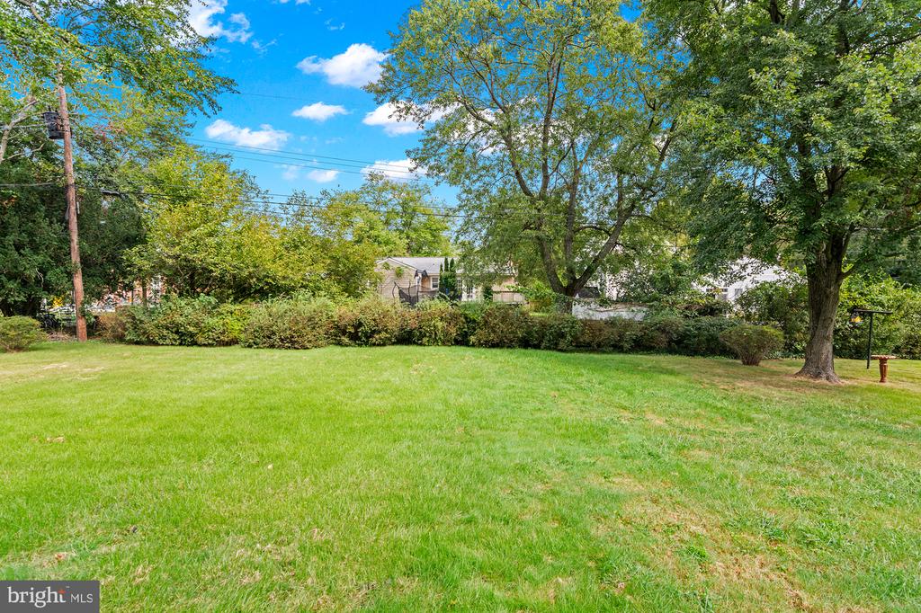 405 SYCAMORE ROAD