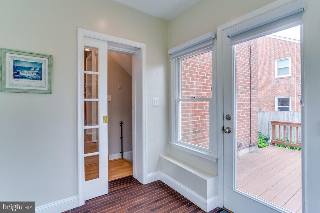 33 DUNMORE ROAD