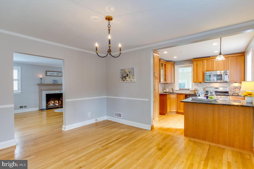 33 DUNMORE ROAD