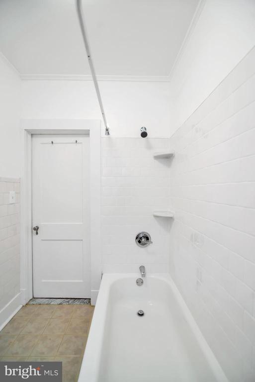 6328 FREDERICK ROAD